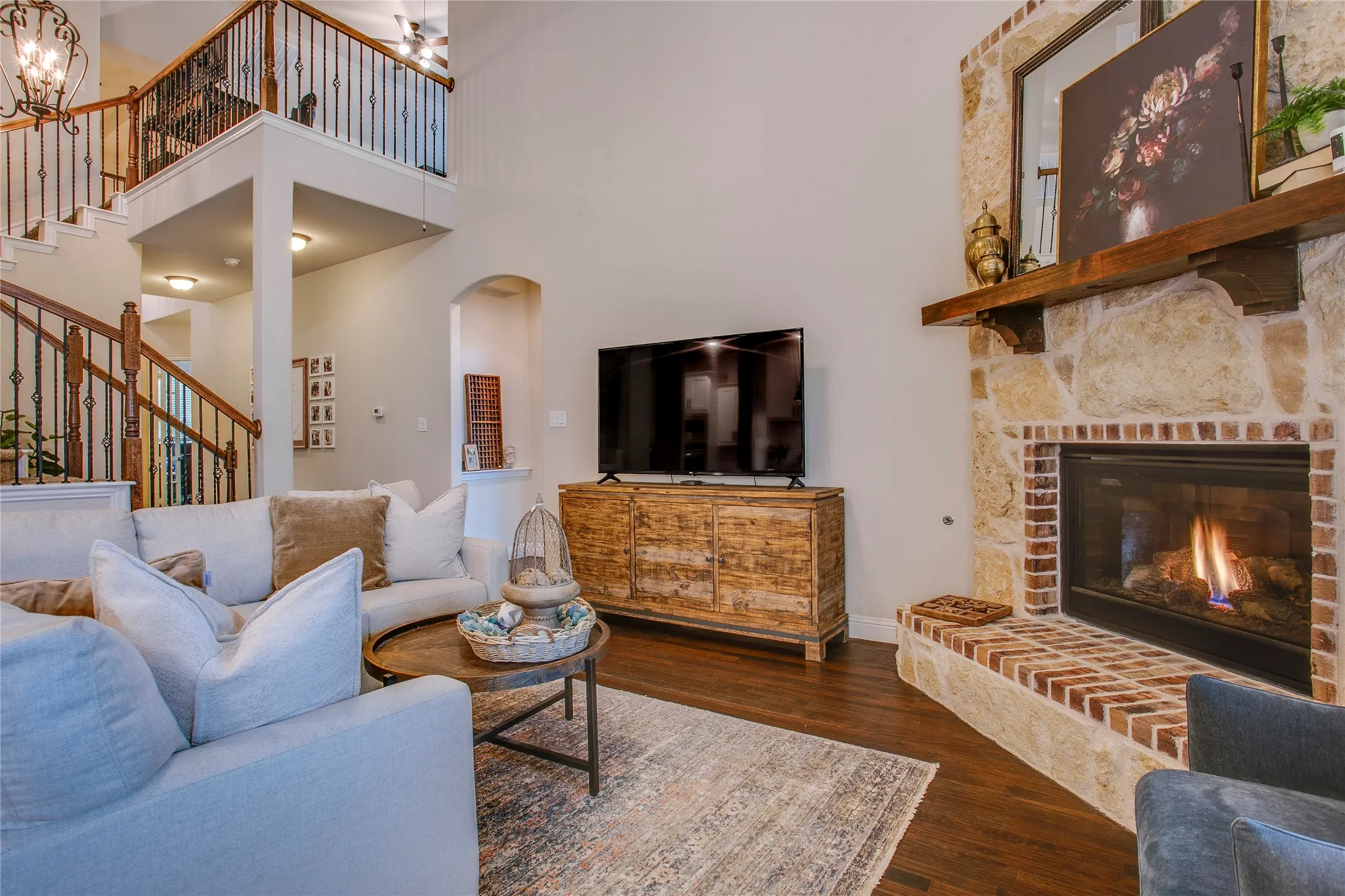 Single Family Residence For Sale in Denton County , 1209 Yarrow Street, Little Elm, Texas 75068, 4 Bedroom, 3 Bathroom, 2 Garage spaces, 2,824 Sqft, built in 2018, mls#21264561, Real Estate Agent in Little Elm, Homes For Sale in Denton county, Homes For Sale in Little Elm, Realtor in Little Elm Texas, Real Estate Brokerage Independent Realty Texas, Luminita Cordes Realtor