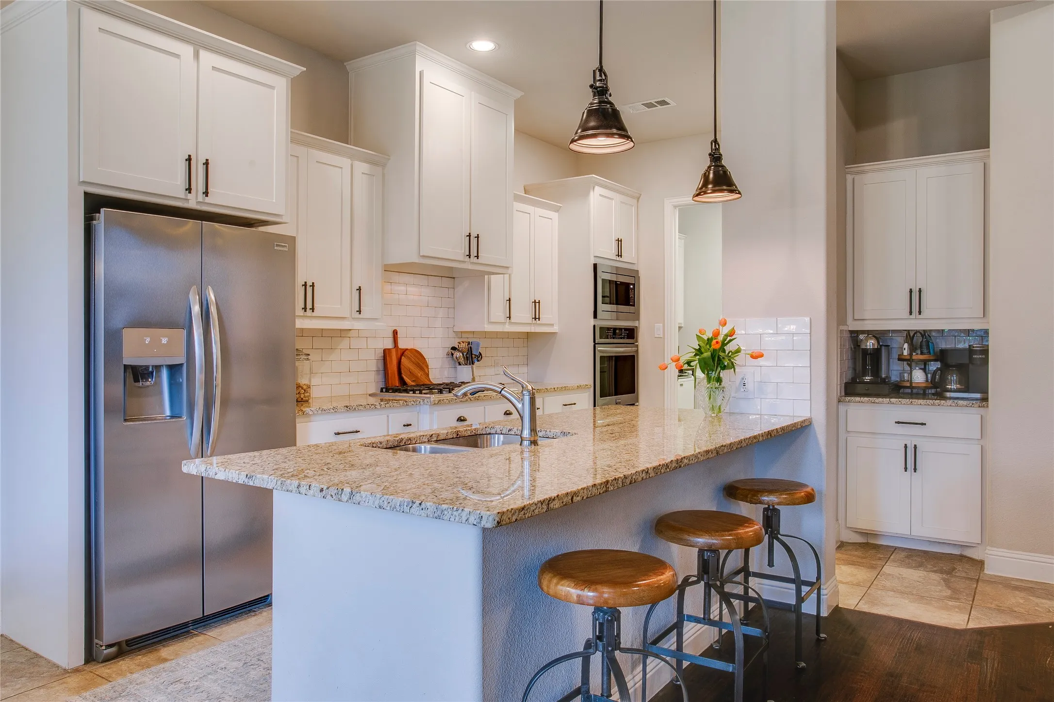 Single Family Residence For Sale in Denton County , 1209 Yarrow Street, Little Elm, Texas 75068, 4 Bedroom, 3 Bathroom, 2 Garage spaces, 2,824 Sqft, built in 2018, mls#21264561, Real Estate Agent in Little Elm, Homes For Sale in Denton county, Homes For Sale in Little Elm, Realtor in Little Elm Texas, Real Estate Brokerage Independent Realty Texas, Luminita Cordes Realtor