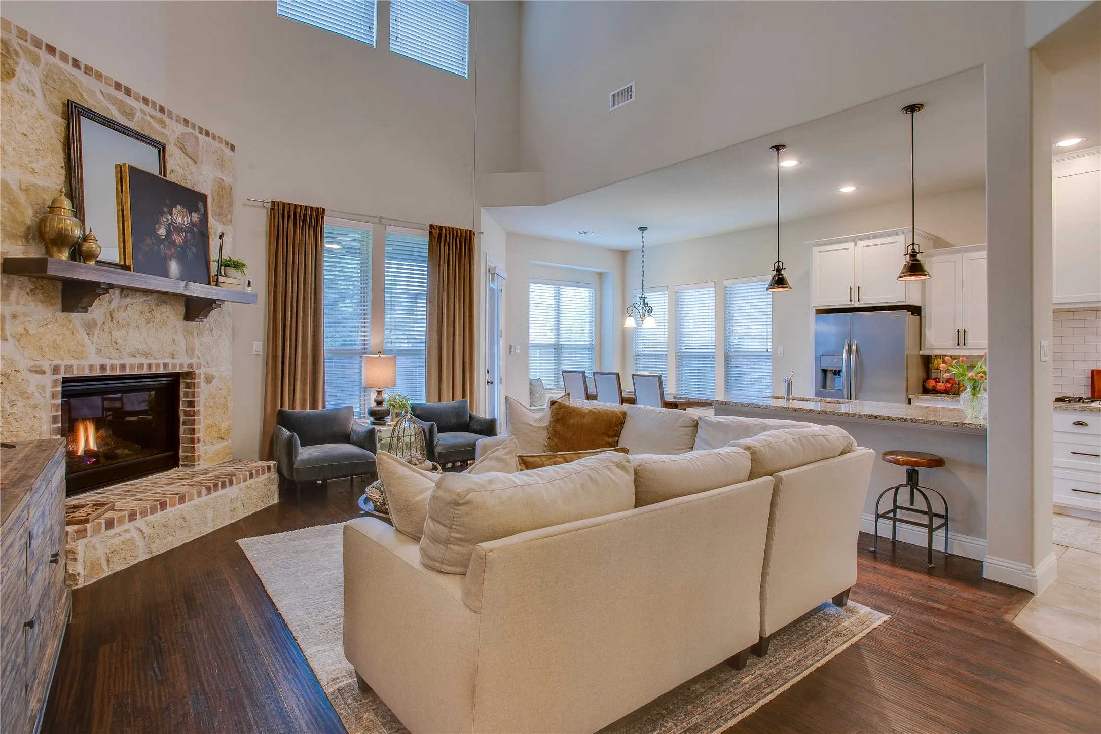 Single Family Residence For Sale in Denton County , 1209 Yarrow Street, Little Elm, Texas 75068, 4 Bedroom, 3 Bathroom, 2 Garage spaces, 2,824 Sqft, built in 2018, mls#21264561, Real Estate Agent in Little Elm, Homes For Sale in Denton county, Homes For Sale in Little Elm, Realtor in Little Elm Texas, Real Estate Brokerage Independent Realty Texas, Luminita Cordes Realtor