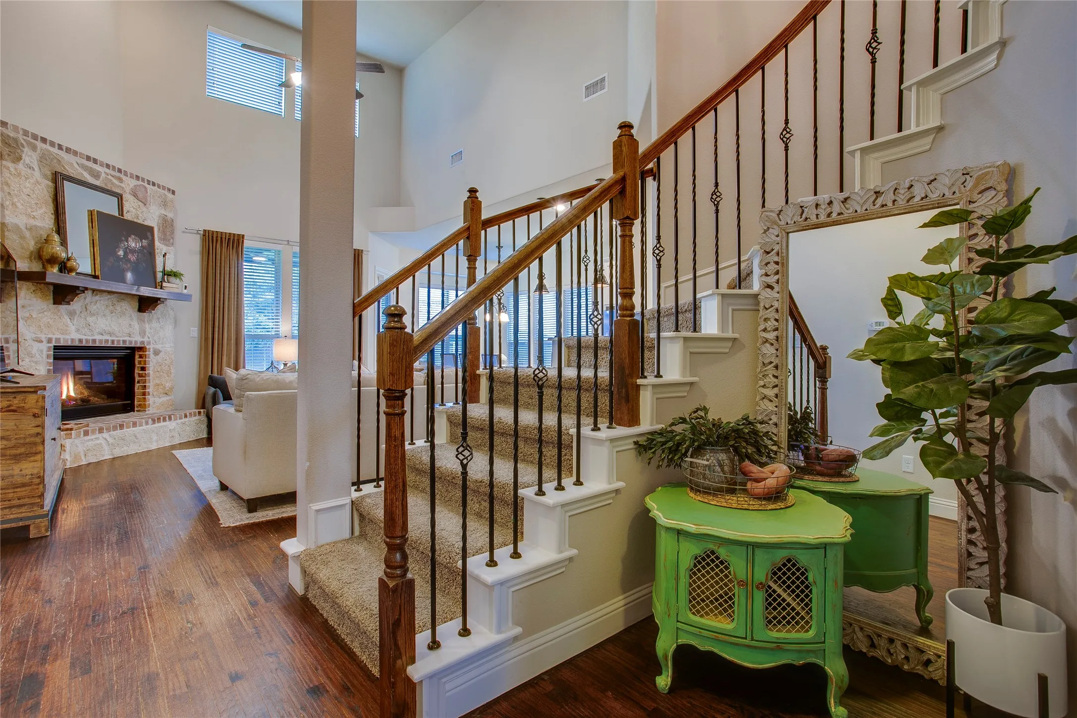 Single Family Residence For Sale in Denton County , 1209 Yarrow Street, Little Elm, Texas 75068, 4 Bedroom, 3 Bathroom, 2 Garage spaces, 2,824 Sqft, built in 2018, mls#21264561, Real Estate Agent in Little Elm, Homes For Sale in Denton county, Homes For Sale in Little Elm, Realtor in Little Elm Texas, Real Estate Brokerage Independent Realty Texas, Luminita Cordes Realtor