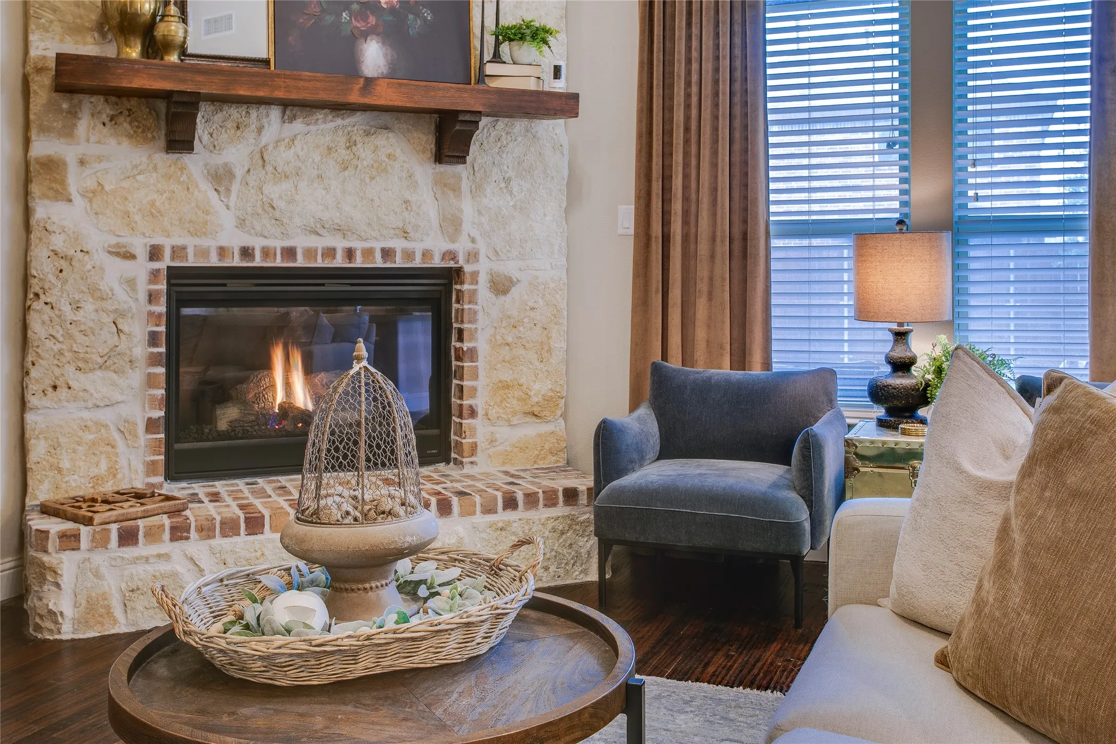 Single Family Residence For Sale in Denton County , 1209 Yarrow Street, Little Elm, Texas 75068, 4 Bedroom, 3 Bathroom, 2 Garage spaces, 2,824 Sqft, built in 2018, mls#21264561, Real Estate Agent in Little Elm, Homes For Sale in Denton county, Homes For Sale in Little Elm, Realtor in Little Elm Texas, Real Estate Brokerage Independent Realty Texas, Luminita Cordes Realtor