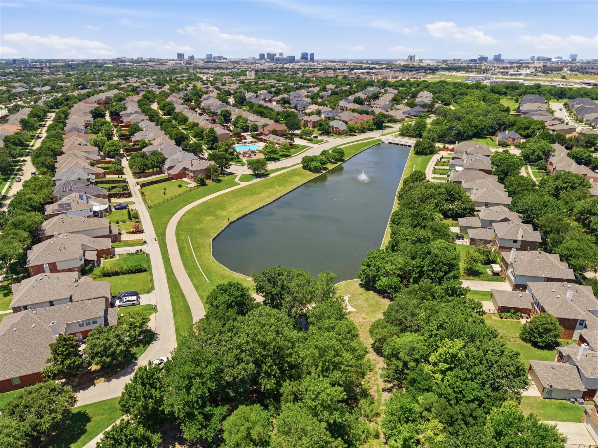 Beautiful public park with walking/jogging/biking trails