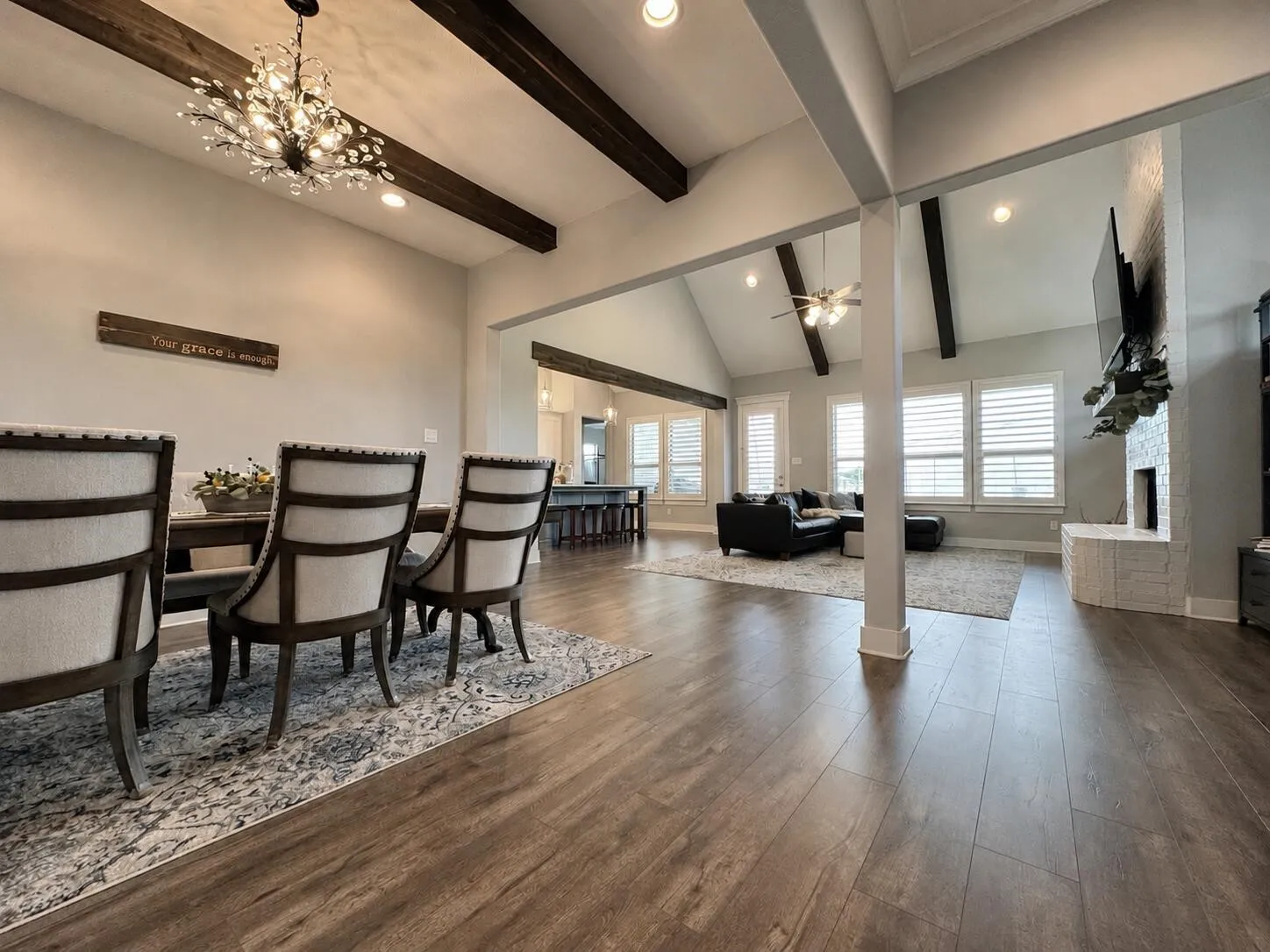 Single Family Residence For Sale in Collin County , 1615 County Road 1106, Anna, Texas 75409, 4 Bedroom, 3 Bathroom, 3 Garage spaces, 2,476 Sqft, built in 2020, mls#21290812, Real Estate Agent in Anna, Homes For Sale in Collin county, Homes For Sale in Anna, Realtor in Anna Texas, Real Estate Brokerage Independent Realty Texas, Luminita Cordes Realtor