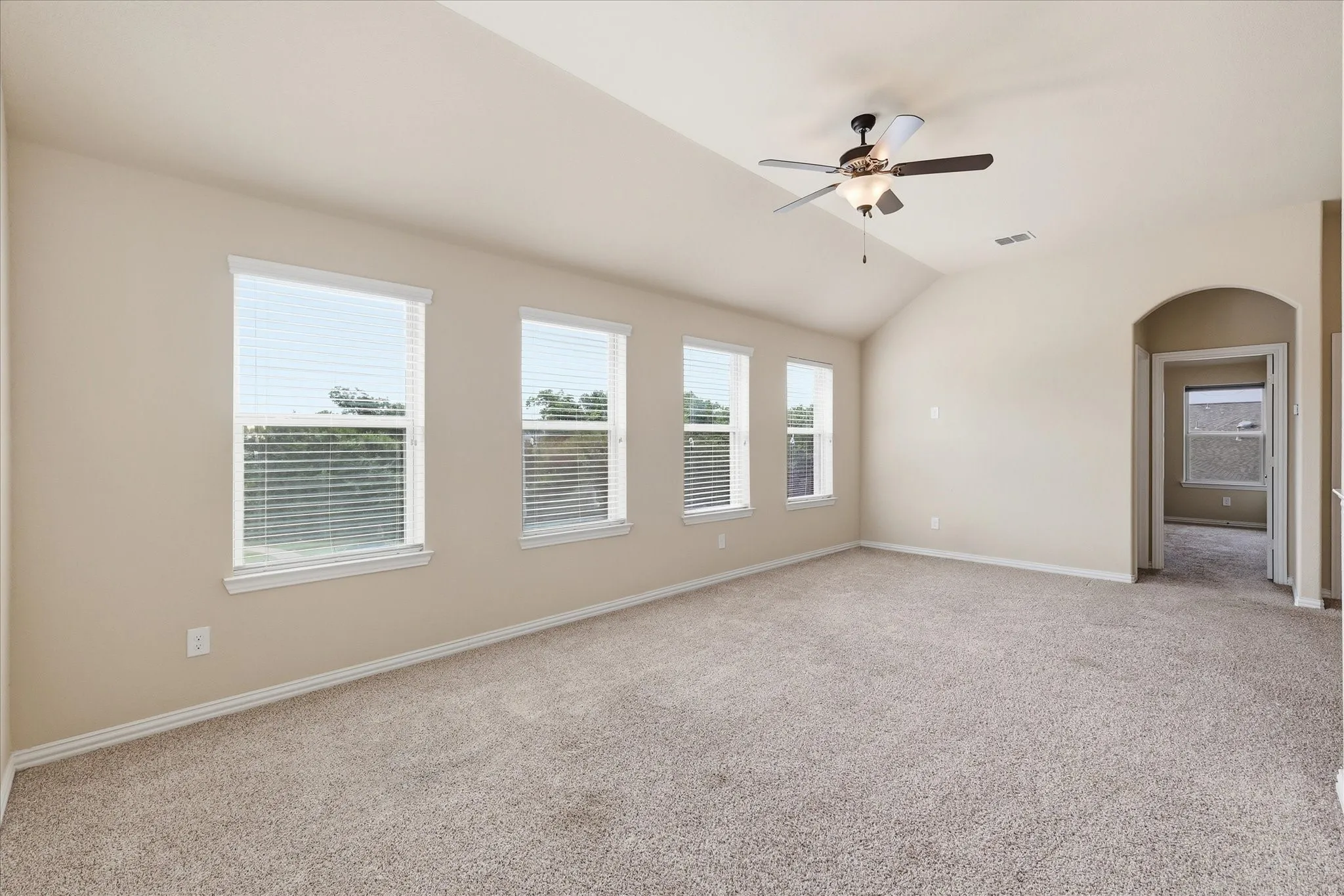 Single Family Residence For Sale in Collin County , 12001 Tobosa Circle, Mc Kinney, Texas 75071, 4 Bedroom, 4 Bathroom, 2 Garage spaces, 2,705 Sqft, built in 2013, mls#21284550, Real Estate Agent in Mc Kinney, Homes For Sale in Collin county, Homes For Sale in Mc Kinney, Realtor in Mc Kinney Texas, Real Estate Brokerage Independent Realty Texas, Luminita Cordes Realtor