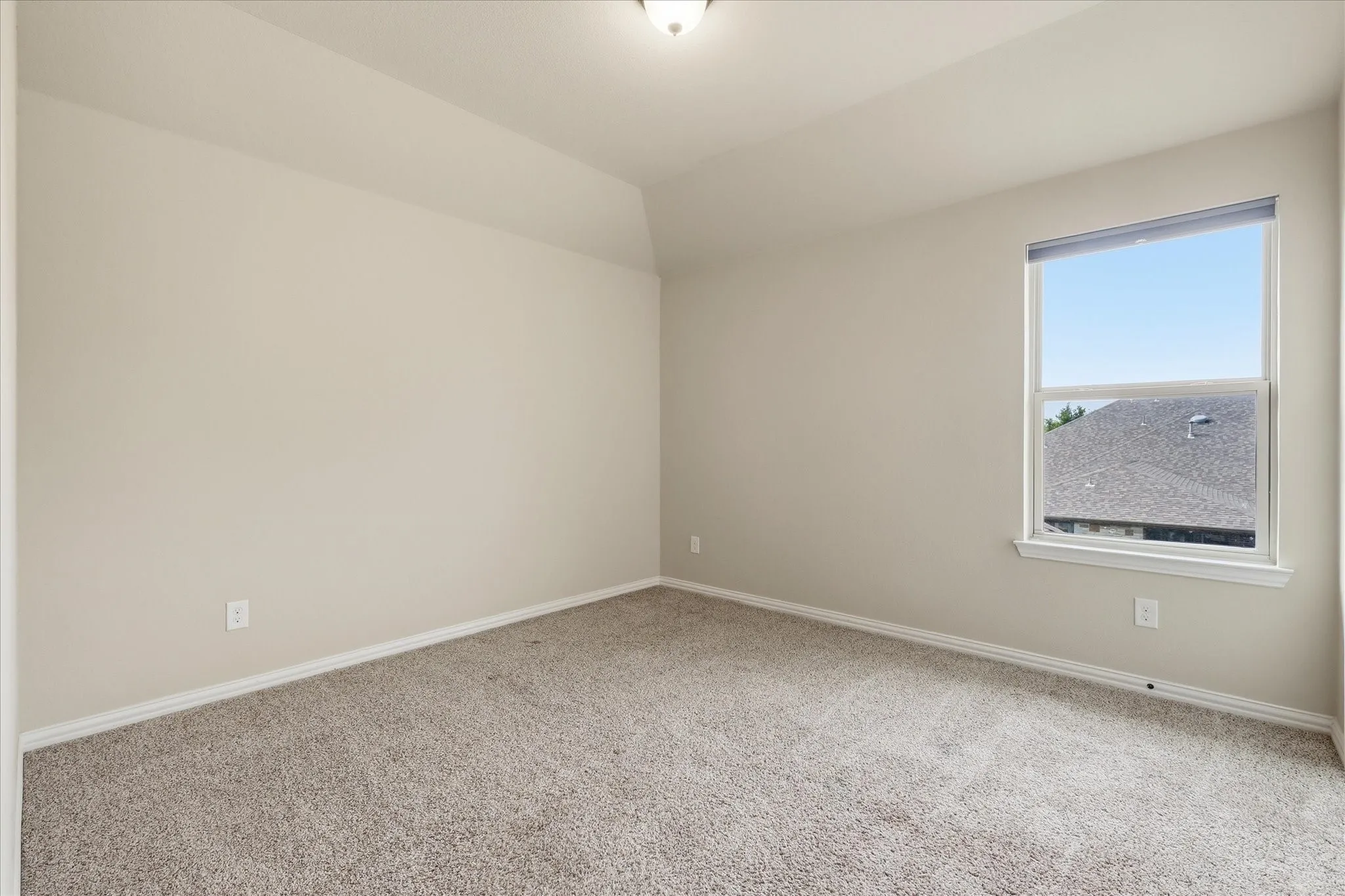 Single Family Residence For Sale in Collin County , 12001 Tobosa Circle, Mc Kinney, Texas 75071, 4 Bedroom, 4 Bathroom, 2 Garage spaces, 2,705 Sqft, built in 2013, mls#21284550, Real Estate Agent in Mc Kinney, Homes For Sale in Collin county, Homes For Sale in Mc Kinney, Realtor in Mc Kinney Texas, Real Estate Brokerage Independent Realty Texas, Luminita Cordes Realtor