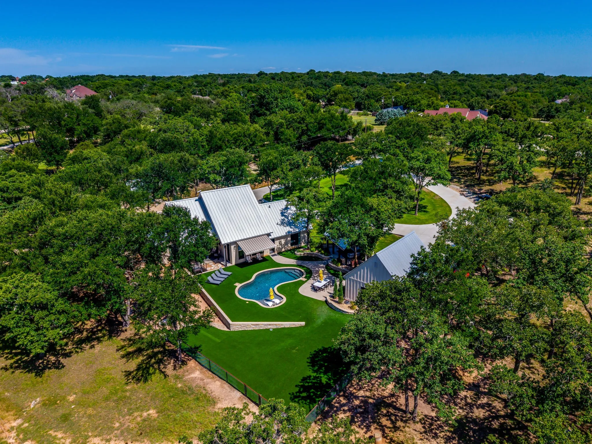 Single Family Residence For Sale in Parker County , 1410 Ellis Road, Weatherford, Texas 76088, 3 Bedroom, 2 Bathroom, 2 Garage spaces, 2,104 Sqft, built in 2005, mls#21290956, Real Estate Agent in Weatherford, Homes For Sale in Parker county, Homes For Sale in Weatherford, Realtor in Weatherford Texas, Real Estate Brokerage Independent Realty Texas, Luminita Cordes Realtor