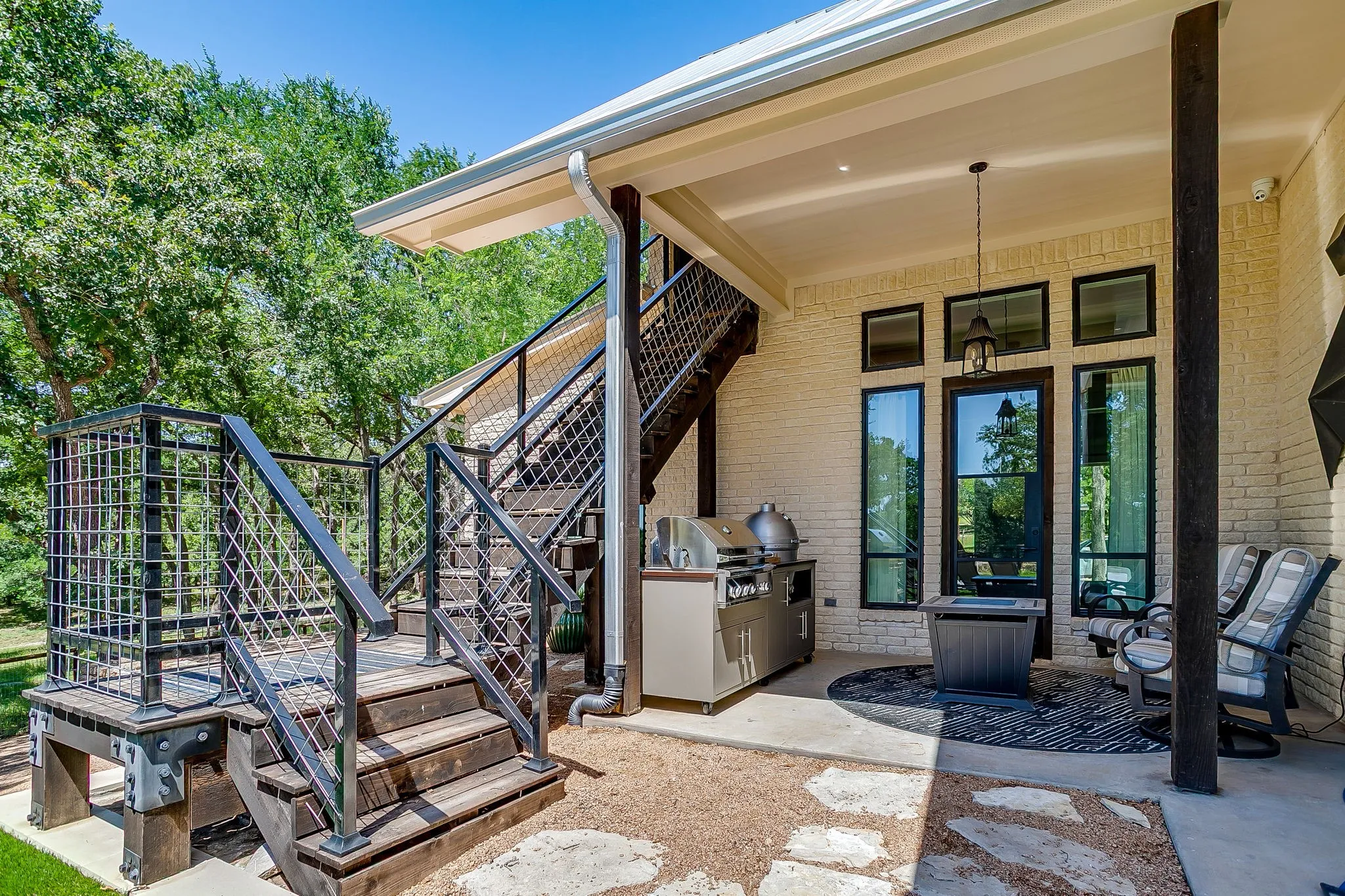 Single Family Residence For Sale in Parker County , 1410 Ellis Road, Weatherford, Texas 76088, 3 Bedroom, 2 Bathroom, 2 Garage spaces, 2,104 Sqft, built in 2005, mls#21290956, Real Estate Agent in Weatherford, Homes For Sale in Parker county, Homes For Sale in Weatherford, Realtor in Weatherford Texas, Real Estate Brokerage Independent Realty Texas, Luminita Cordes Realtor
