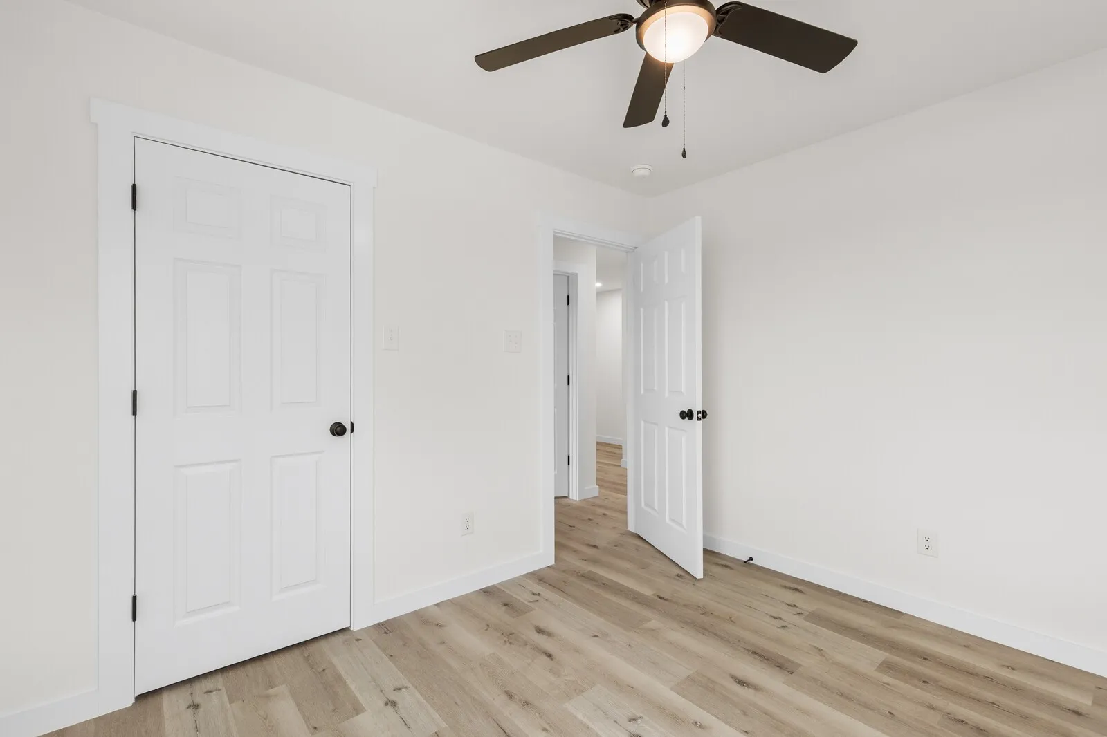 Townhouse For Sale in Mc Lennan County , 516 Paso Fino Street 101, Robinson, Texas 76706, 4 Bedroom, 3 Bathroom, 2 Garage spaces, 1,501 Sqft, built in 2026, mls#21287509, Real Estate Agent in Robinson, Homes For Sale in Mc Lennan county, Homes For Sale in Robinson, Realtor in Robinson Texas, Real Estate Brokerage Independent Realty Texas, Luminita Cordes Realtor