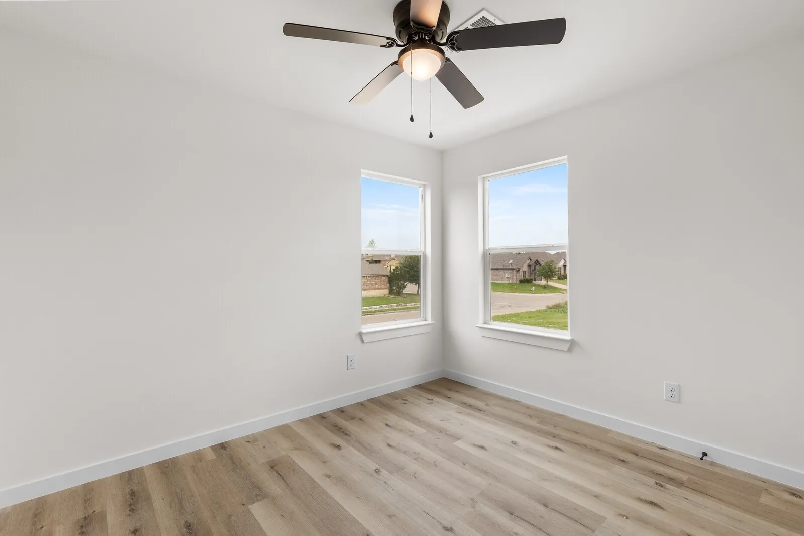 Townhouse For Sale in Mc Lennan County , 516 Paso Fino Street 101, Robinson, Texas 76706, 4 Bedroom, 3 Bathroom, 2 Garage spaces, 1,501 Sqft, built in 2026, mls#21287509, Real Estate Agent in Robinson, Homes For Sale in Mc Lennan county, Homes For Sale in Robinson, Realtor in Robinson Texas, Real Estate Brokerage Independent Realty Texas, Luminita Cordes Realtor