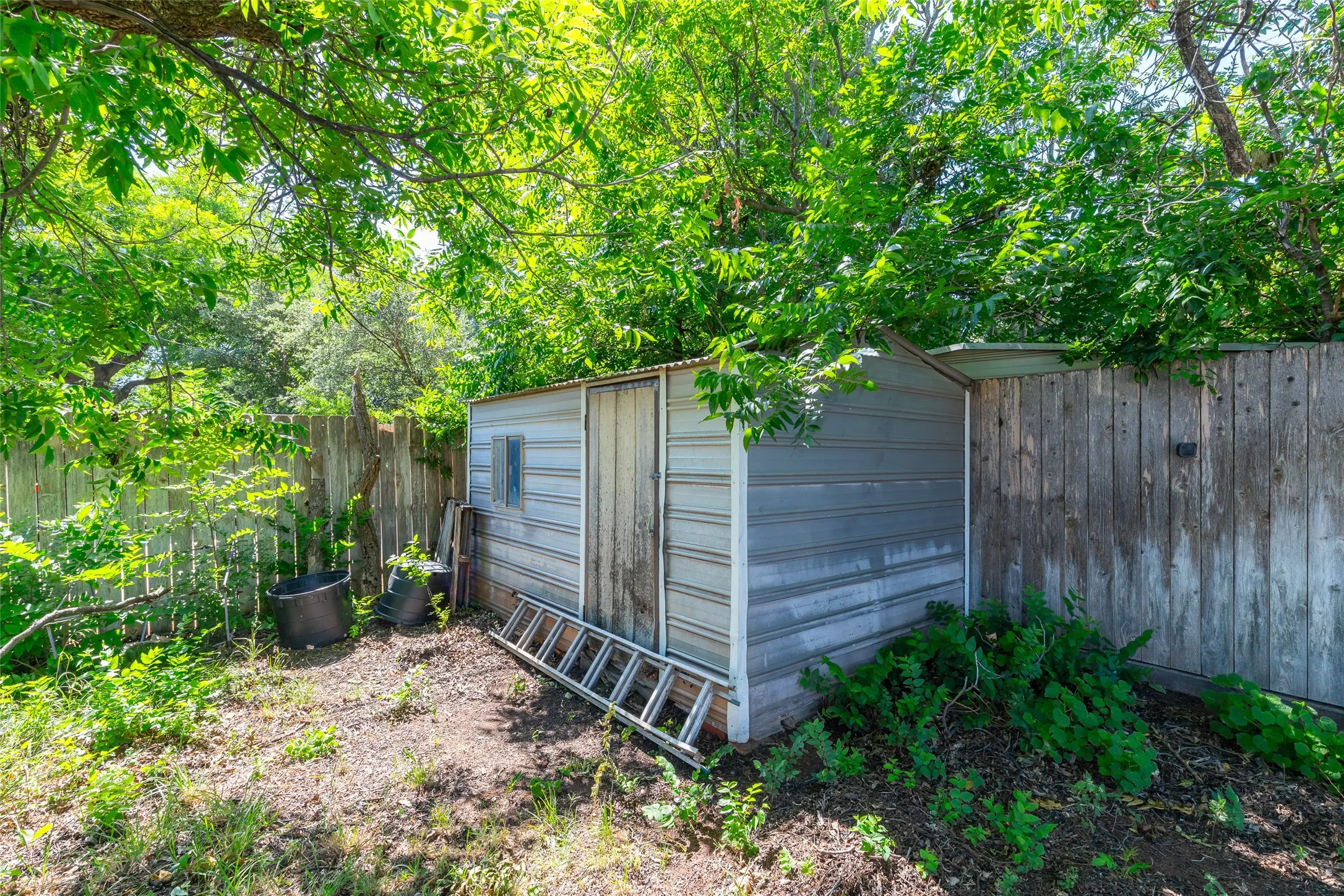 Single Family Residence For Sale in Taylor County , 1057 Westridge Drive, Abilene, Texas 79605, 3 Bedroom, 2 Bathroom, 2 Garage spaces, 1,943 Sqft, built in 1951, mls#21289503, Real Estate Agent in Abilene, Homes For Sale in Taylor county, Homes For Sale in Abilene, Realtor in Abilene Texas, Real Estate Brokerage Independent Realty Texas, Luminita Cordes Realtor