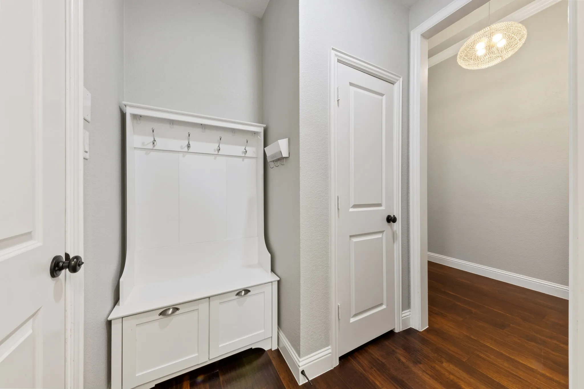 Single Family Residence For Sale in Dallas County , 6916 Barolo Drive, Rowlett, Texas 75088, 3 Bedroom, 3 Bathroom, 3 Garage spaces, 2,463 Sqft, built in 2016, mls#21290553, Real Estate Agent in Rowlett, Homes For Sale in Dallas county, Homes For Sale in Rowlett, Realtor in Rowlett Texas, Real Estate Brokerage Independent Realty Texas, Luminita Cordes Realtor