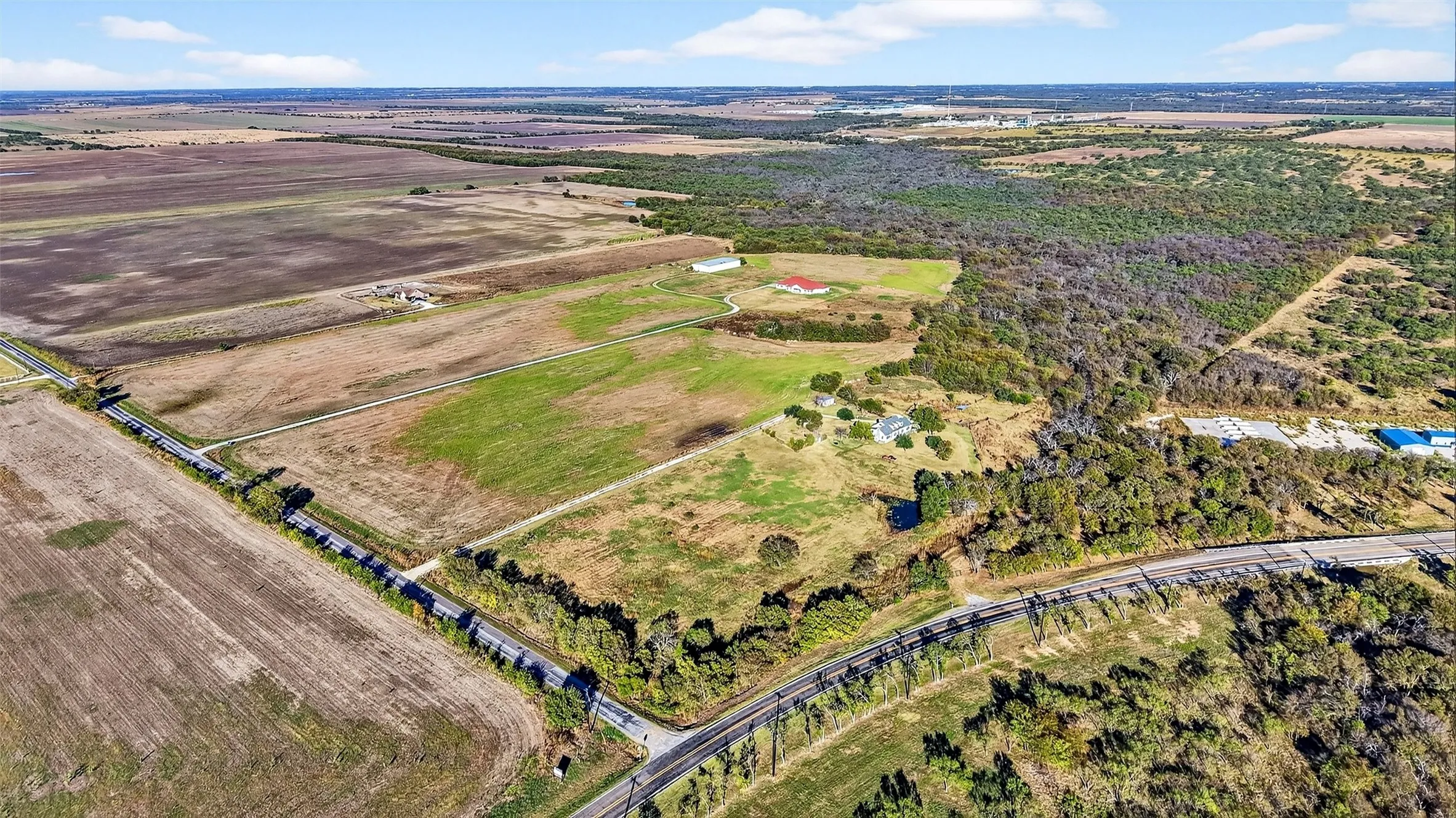 Unimproved Land For Sale in Grayson County , 120 Vaughan LN, Tioga, Texas 76271, 0, 0, Garage spaces, 0 Sqft, built in 0, Price $2,200,000, mls#21261131, Real Estate Agent in Tioga, Homes For Sale in Grayson county, Homes For Sale in Tioga, Realtor in Tioga Texas, Real Estate Brokerage Independent Realty Texas, Luminita Cordes Realtor