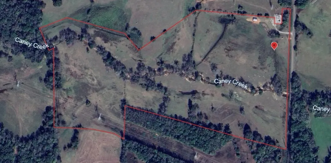 Property Boundary Overlay. Depicting the property perimeter and internal features