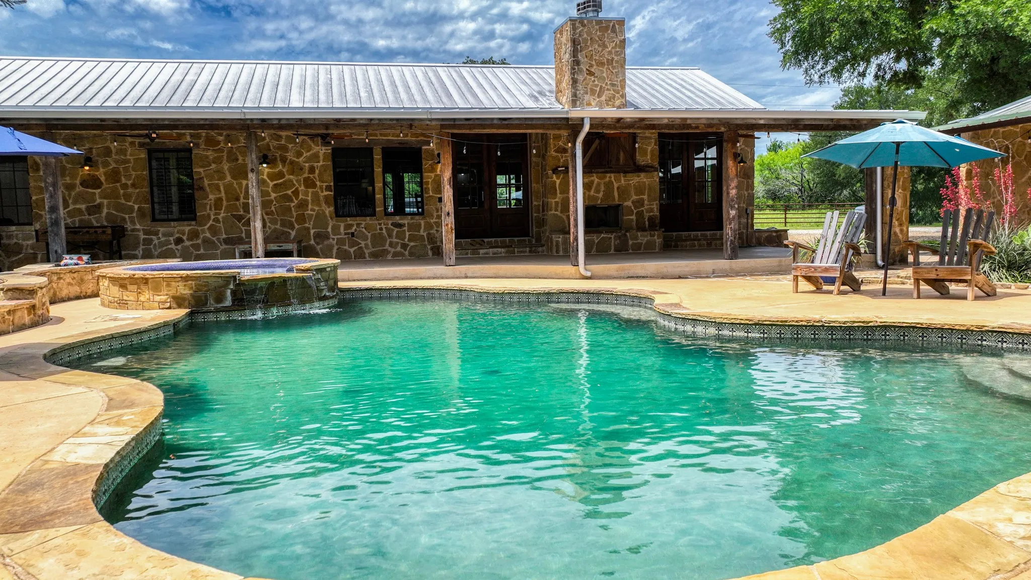Single Family Residence For Sale in Parker County , 1060 Young Bend Road, Brock, Texas 76087, 3 Bedroom, 2 Bathroom, Garage spaces, 1,984 Sqft, built in 1999, mls#21290420, Real Estate Agent in Brock, Homes For Sale in Parker county, Homes For Sale in Brock, Realtor in Brock Texas, Real Estate Brokerage Independent Realty Texas, Luminita Cordes Realtor