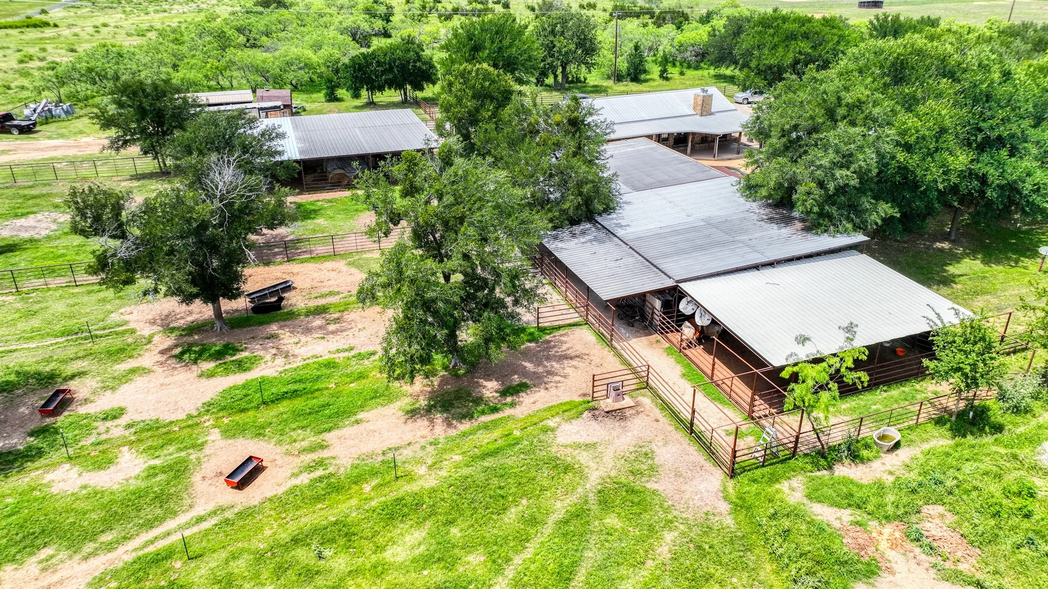 Single Family Residence For Sale in Parker County , 1060 Young Bend Road, Brock, Texas 76087, 3 Bedroom, 2 Bathroom, Garage spaces, 1,984 Sqft, built in 1999, mls#21290420, Real Estate Agent in Brock, Homes For Sale in Parker county, Homes For Sale in Brock, Realtor in Brock Texas, Real Estate Brokerage Independent Realty Texas, Luminita Cordes Realtor