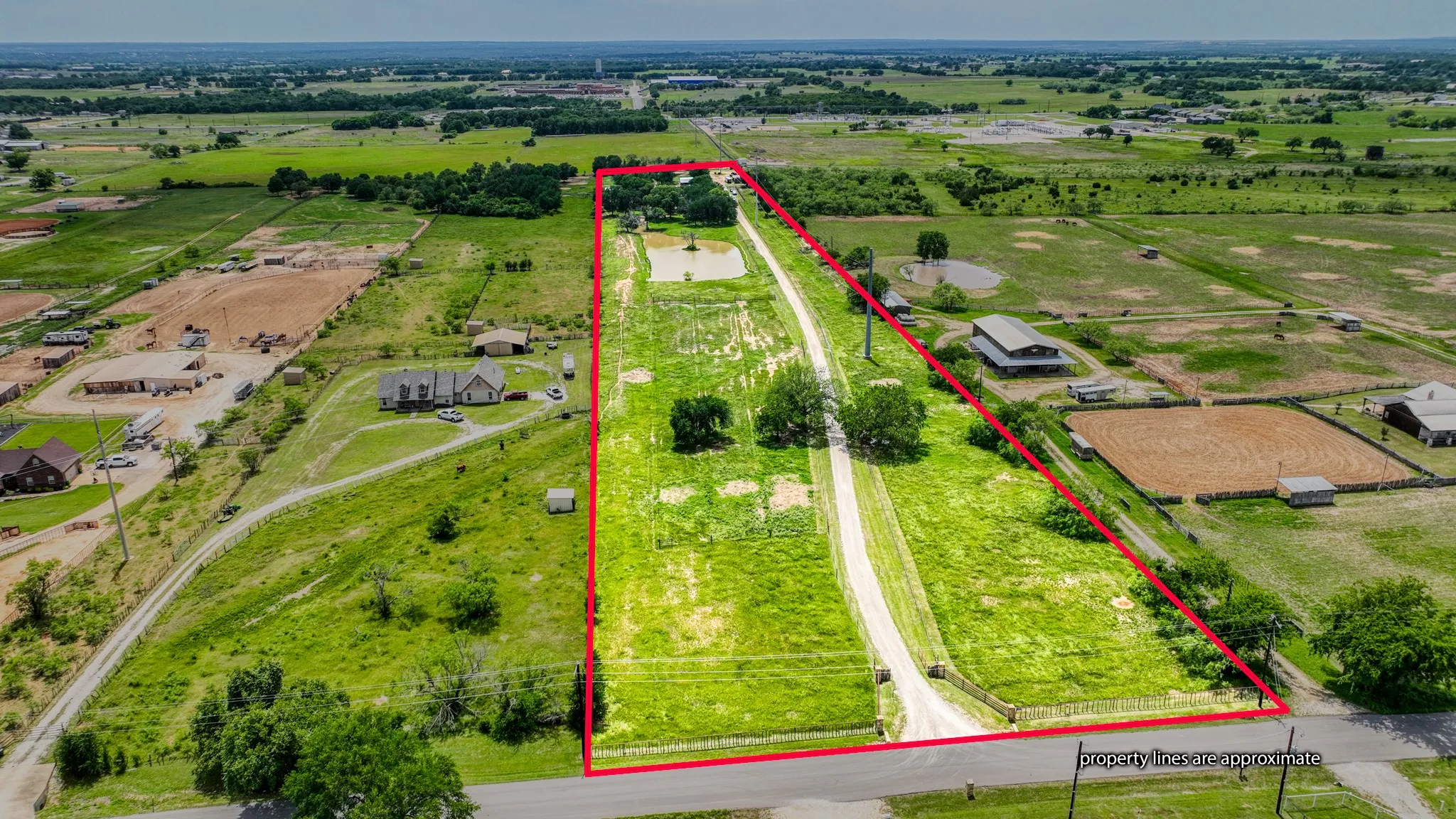 Single Family Residence For Sale in Parker County , 1060 Young Bend Road, Brock, Texas 76087, 3 Bedroom, 2 Bathroom, Garage spaces, 1,984 Sqft, built in 1999, mls#21290420, Real Estate Agent in Brock, Homes For Sale in Parker county, Homes For Sale in Brock, Realtor in Brock Texas, Real Estate Brokerage Independent Realty Texas, Luminita Cordes Realtor