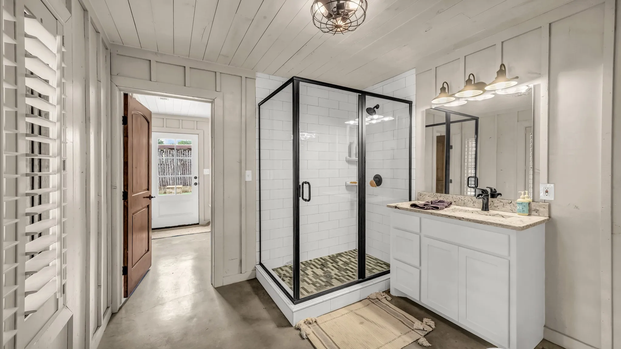 Single Family Residence For Sale in Parker County , 1060 Young Bend Road, Brock, Texas 76087, 3 Bedroom, 2 Bathroom, Garage spaces, 1,984 Sqft, built in 1999, mls#21290420, Real Estate Agent in Brock, Homes For Sale in Parker county, Homes For Sale in Brock, Realtor in Brock Texas, Real Estate Brokerage Independent Realty Texas, Luminita Cordes Realtor