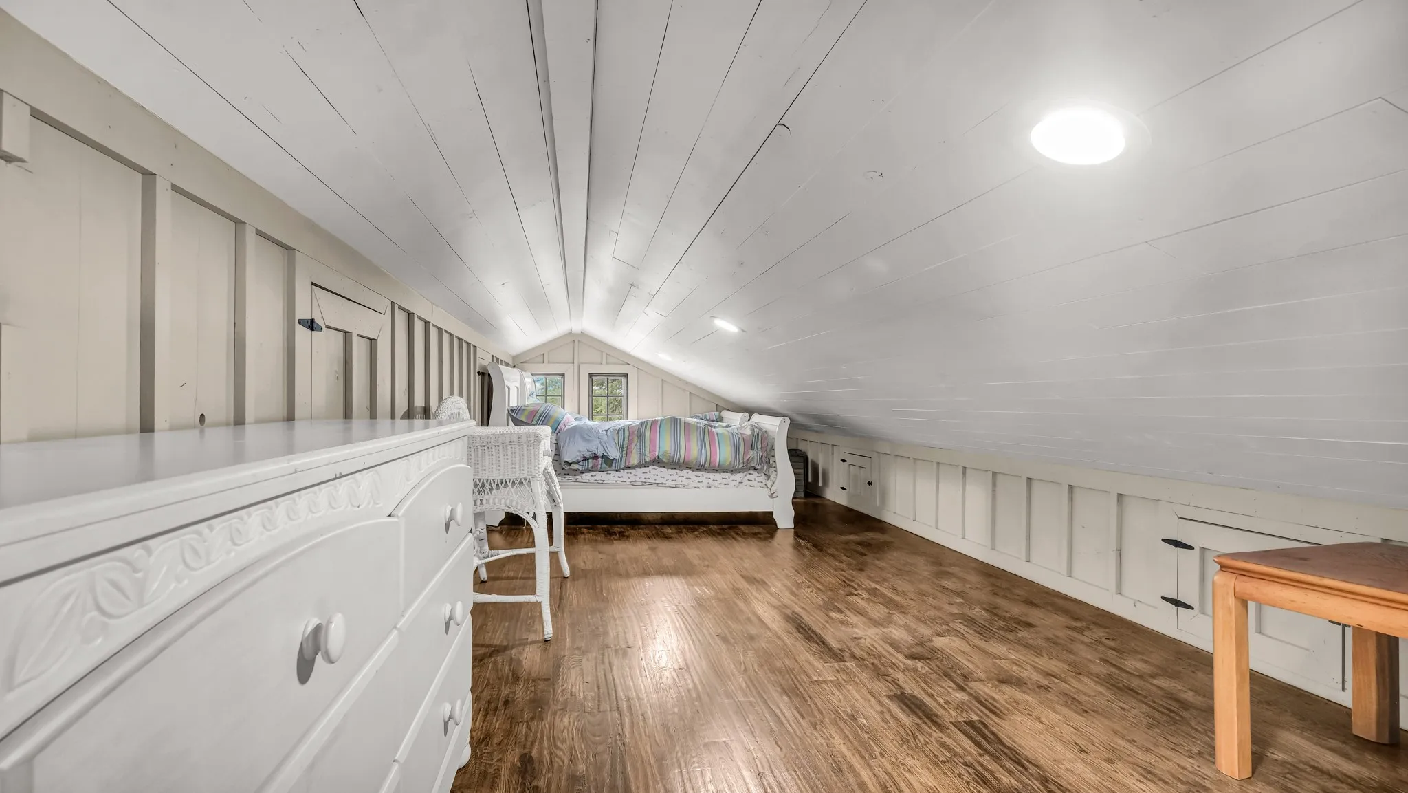 Single Family Residence For Sale in Parker County , 1060 Young Bend Road, Brock, Texas 76087, 3 Bedroom, 2 Bathroom, Garage spaces, 1,984 Sqft, built in 1999, mls#21290420, Real Estate Agent in Brock, Homes For Sale in Parker county, Homes For Sale in Brock, Realtor in Brock Texas, Real Estate Brokerage Independent Realty Texas, Luminita Cordes Realtor