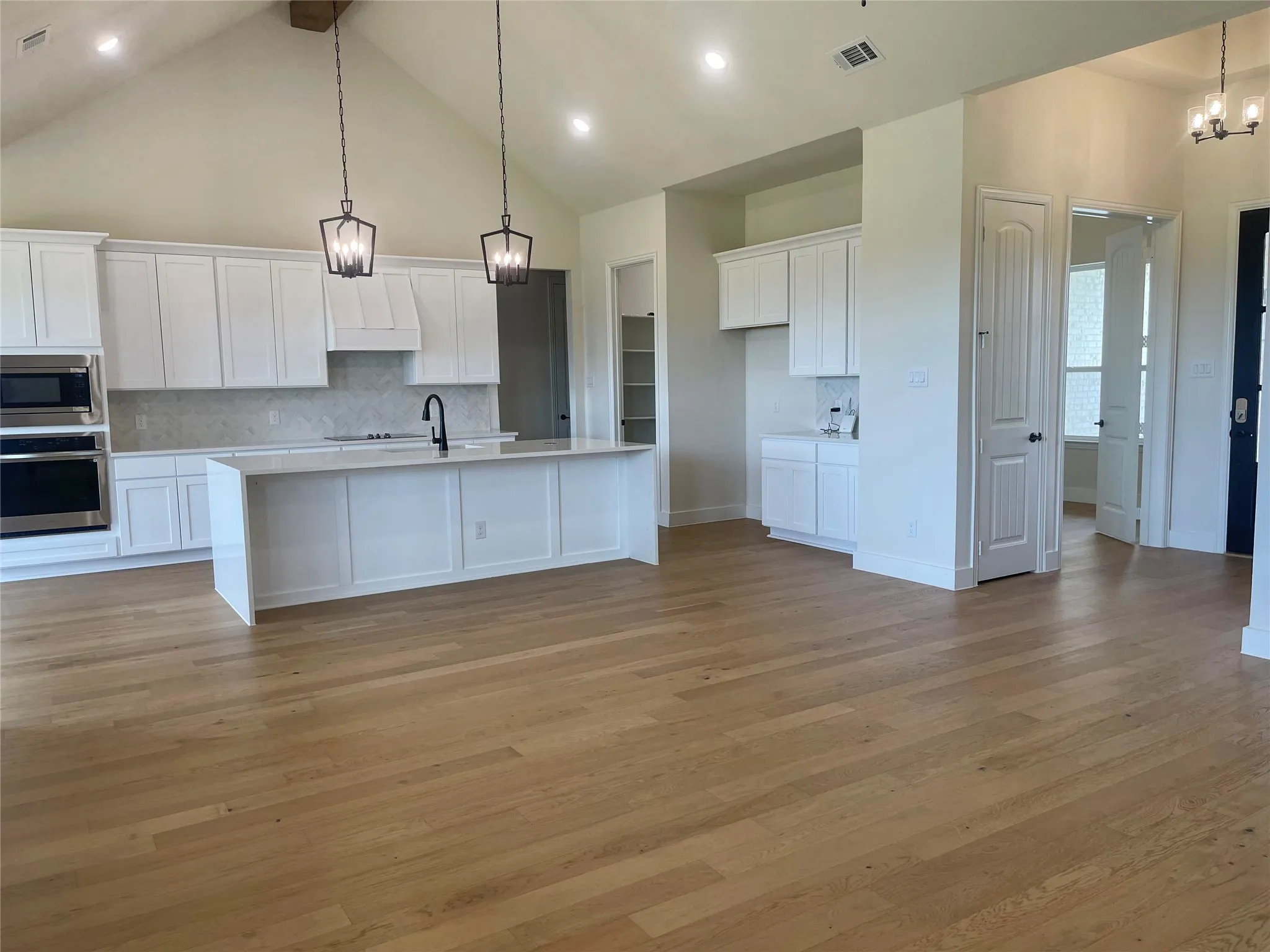 Single Family Residence For Sale in Ellis County , 2151 Langston Road, Waxahachie, Texas 75167, 4 Bedroom, 3 Bathroom, 2 Garage spaces, 2,404 Sqft, built in 2024, mls#21290980, Real Estate Agent in Waxahachie, Homes For Sale in Ellis county, Homes For Sale in Waxahachie, Realtor in Waxahachie Texas, Real Estate Brokerage Independent Realty Texas, Luminita Cordes Realtor