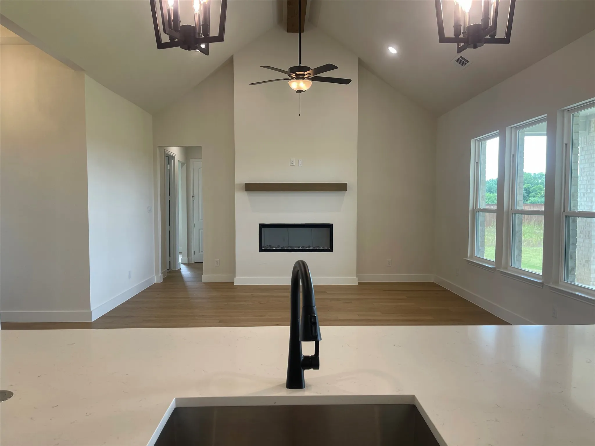 Single Family Residence For Sale in Ellis County , 2151 Langston Road, Waxahachie, Texas 75167, 4 Bedroom, 3 Bathroom, 2 Garage spaces, 2,404 Sqft, built in 2024, mls#21290980, Real Estate Agent in Waxahachie, Homes For Sale in Ellis county, Homes For Sale in Waxahachie, Realtor in Waxahachie Texas, Real Estate Brokerage Independent Realty Texas, Luminita Cordes Realtor