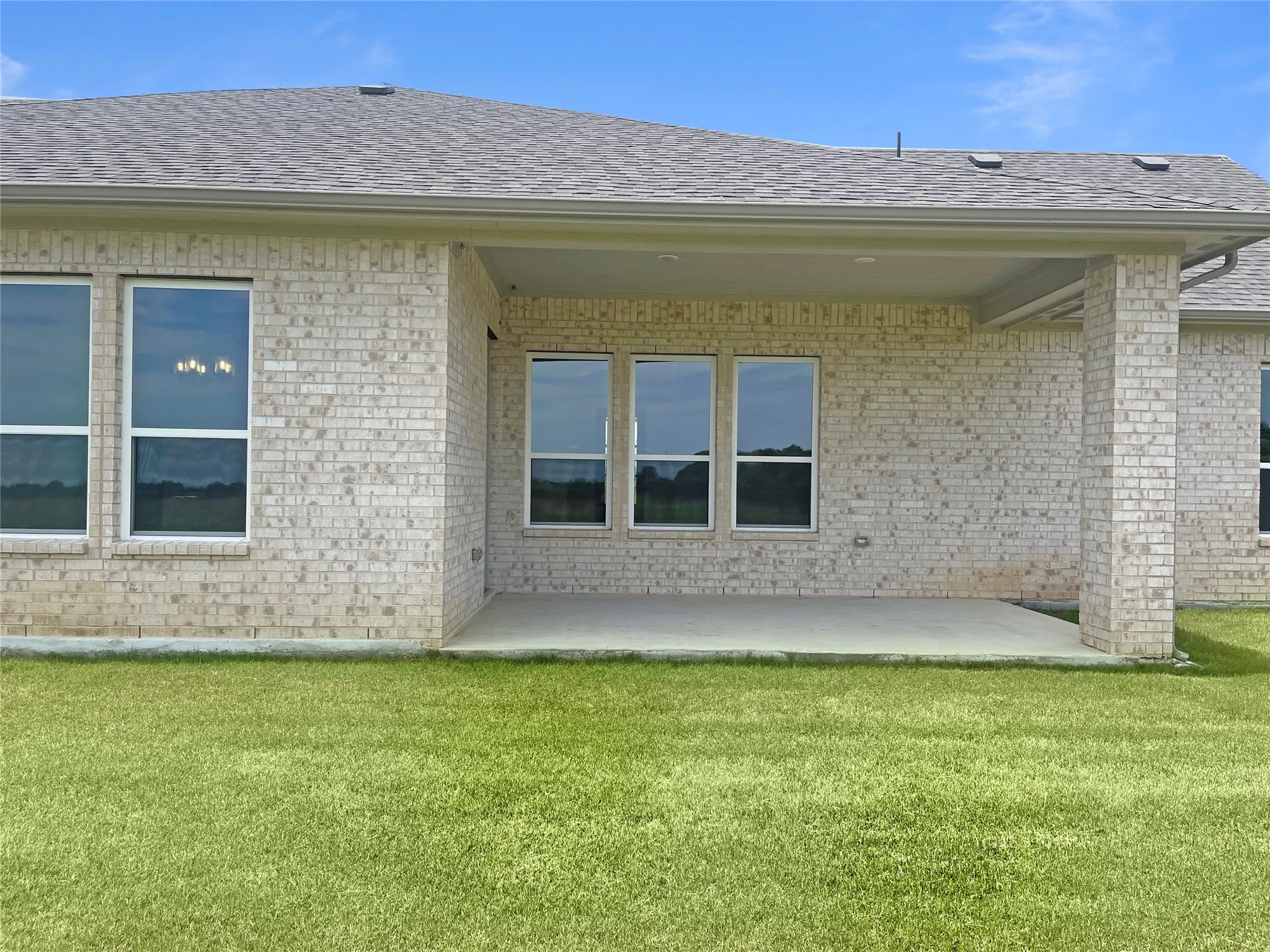 Single Family Residence For Sale in Ellis County , 2151 Langston Road, Waxahachie, Texas 75167, 4 Bedroom, 3 Bathroom, 2 Garage spaces, 2,404 Sqft, built in 2024, mls#21290980, Real Estate Agent in Waxahachie, Homes For Sale in Ellis county, Homes For Sale in Waxahachie, Realtor in Waxahachie Texas, Real Estate Brokerage Independent Realty Texas, Luminita Cordes Realtor