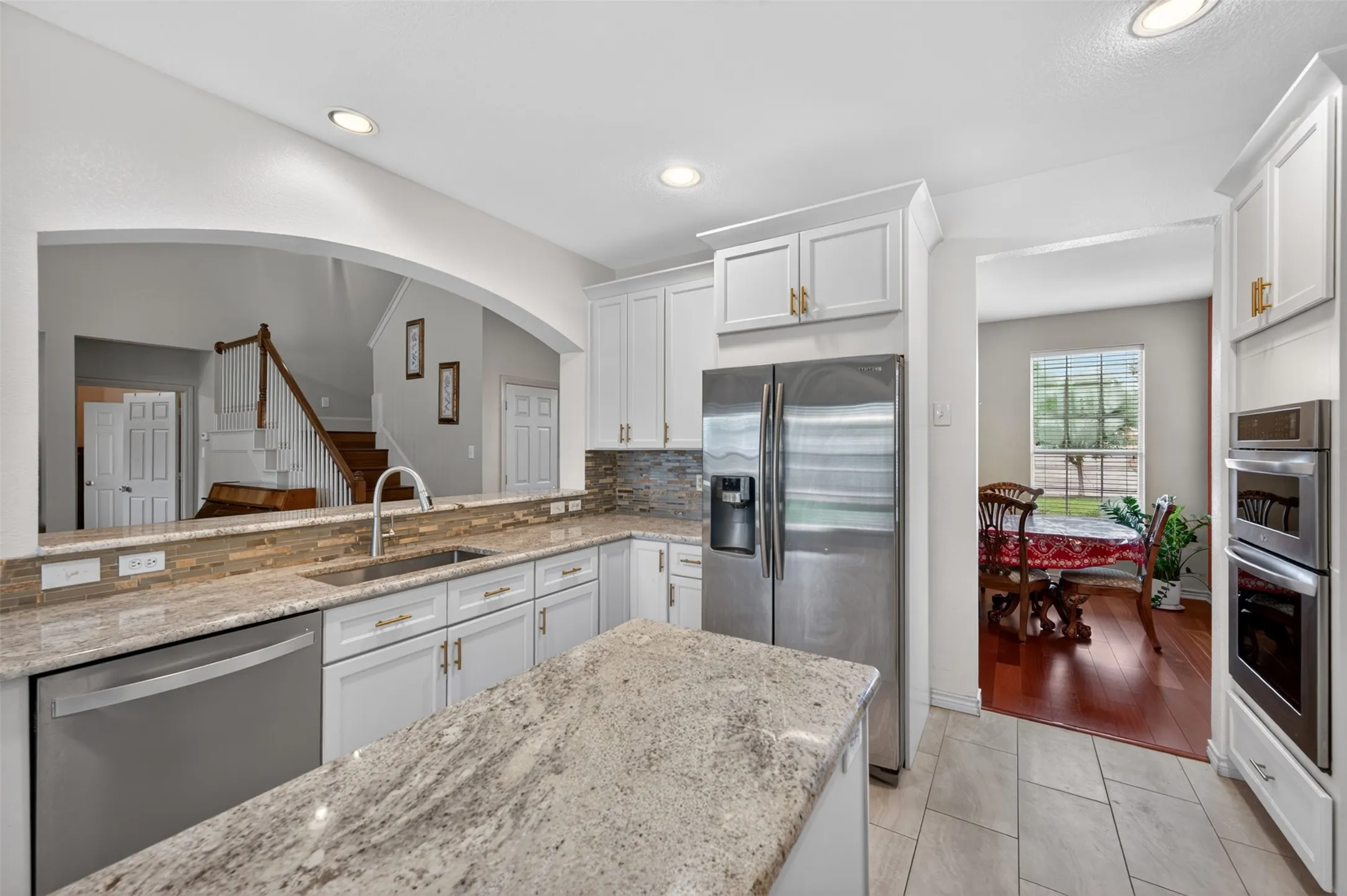 Single Family Residence For Sale in Tarrant County , 4845 Bellflower Way, Fort Worth, Texas 76123, 4 Bedroom, 3 Bathroom, 3 Garage spaces, 2,848 Sqft, built in 2004, Price $389,900, mls#21257645, Real Estate Agent in Fort Worth, Homes For Sale in Tarrant county, Homes For Sale in Fort Worth, Realtor in Fort Worth Texas, Real Estate Brokerage Independent Realty Texas, Luminita Cordes Realtor