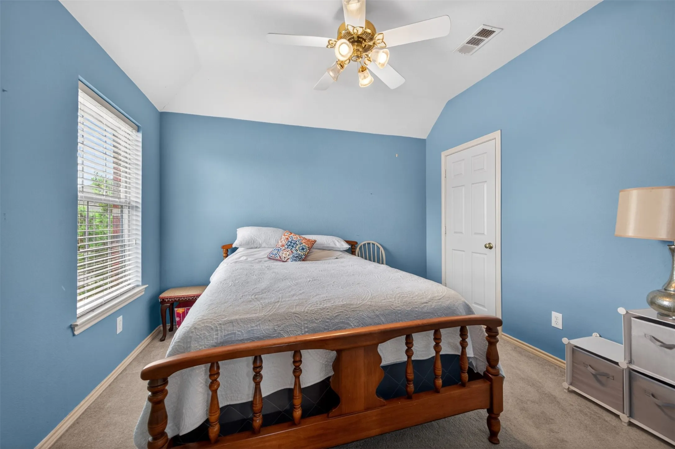 Single Family Residence For Sale in Tarrant County , 4845 Bellflower Way, Fort Worth, Texas 76123, 4 Bedroom, 3 Bathroom, 3 Garage spaces, 2,848 Sqft, built in 2004, Price $389,900, mls#21257645, Real Estate Agent in Fort Worth, Homes For Sale in Tarrant county, Homes For Sale in Fort Worth, Realtor in Fort Worth Texas, Real Estate Brokerage Independent Realty Texas, Luminita Cordes Realtor