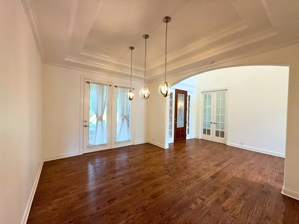 Formal dining room