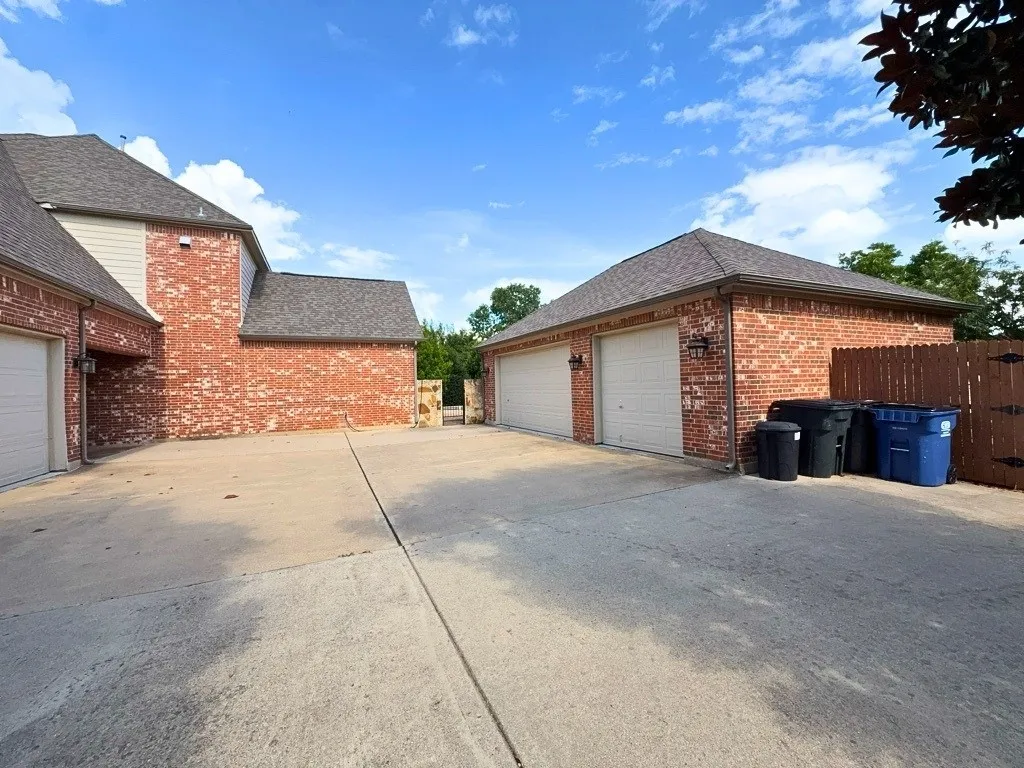 Single Family Residence For Rent in Tarrant County , 1205 Golden Gate Drive, Southlake, Texas 76092, 5 Bedroom, 6 Bathroom, 4 Garage spaces, 4,865 Sqft, built in 2004, mls#21291010, Real Estate Agent in Southlake, Homes For Rent in Tarrant county, Homes For Rent in Southlake, Realtor in Southlake Texas, Real Estate Brokerage Independent Realty Texas, Luminita Cordes Realtor