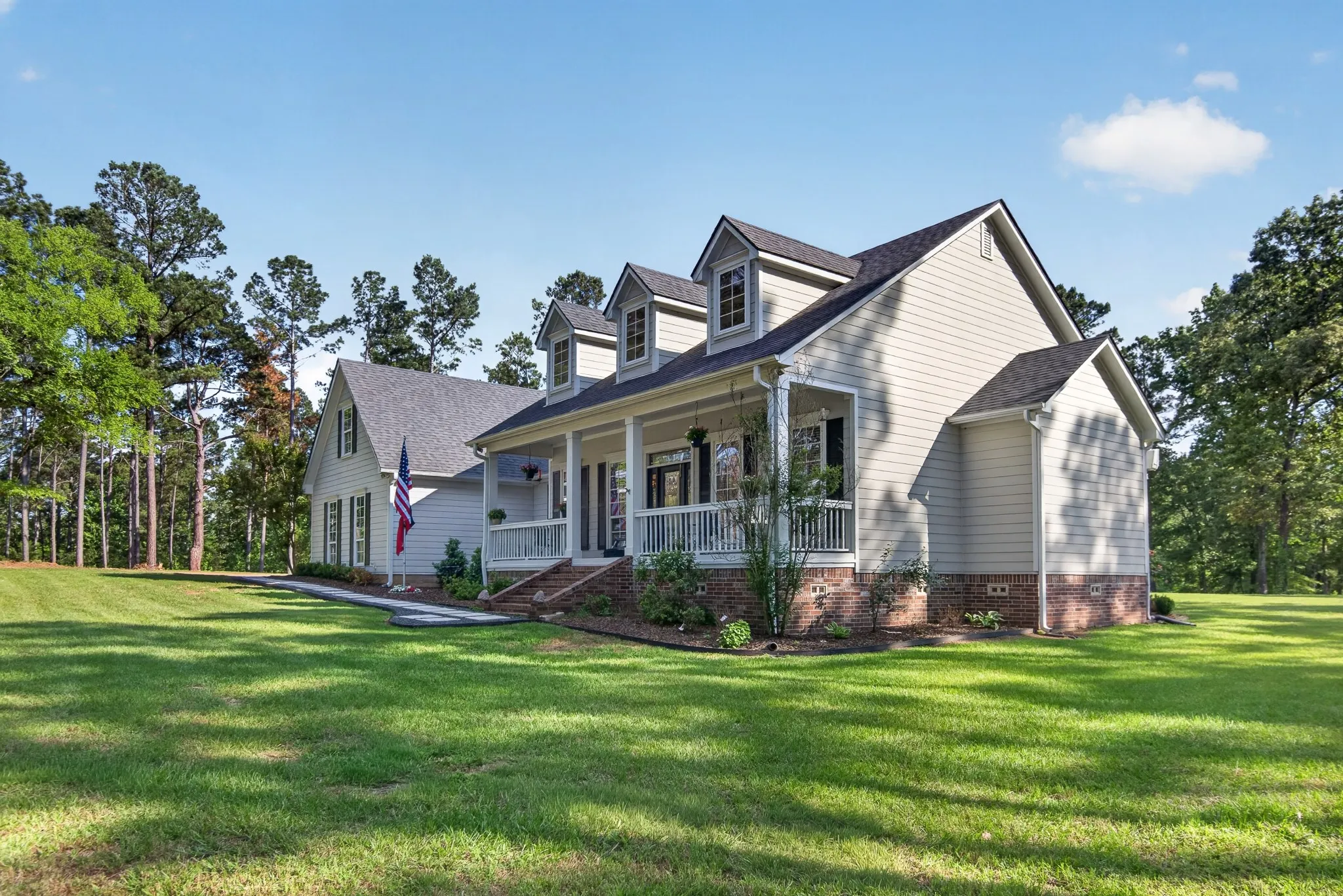 Farm For Sale in Smith County , 22924 County Road 223, Arp, Texas 75750, 5 Bedroom, 3 Bathroom, 2 Garage spaces, 2,914 Sqft, built in 2008, mls#21289799, Real Estate Agent in Arp, Homes For Sale in Smith county, Homes For Sale in Arp, Realtor in Arp Texas, Real Estate Brokerage Independent Realty Texas, Luminita Cordes Realtor