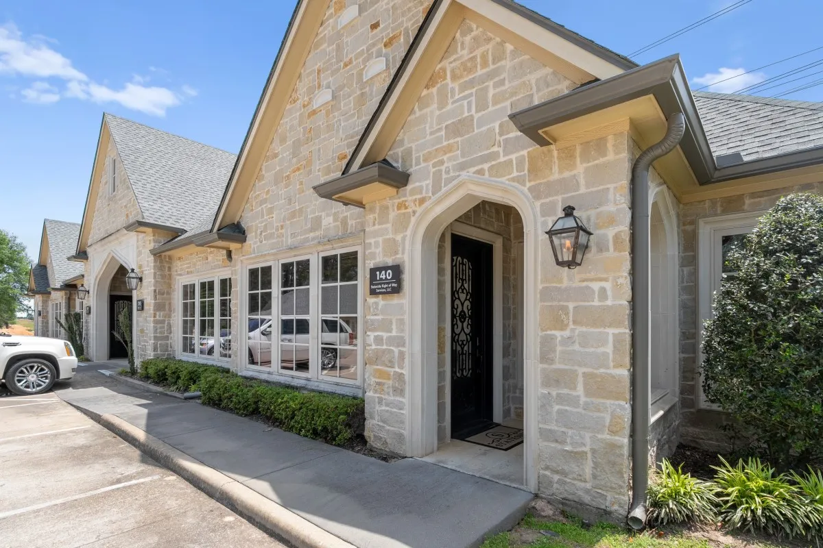 Office For Sale in Smith County , 6115 New Copeland Road 140, Tyler, Texas 75703, 0, 0, Garage spaces, 0 Sqft, built in 2015, mls#21289398, Real Estate Agent in Tyler, Homes For Sale in Smith county, Homes For Sale in Tyler, Realtor in Tyler Texas, Real Estate Brokerage Independent Realty Texas, Luminita Cordes Realtor