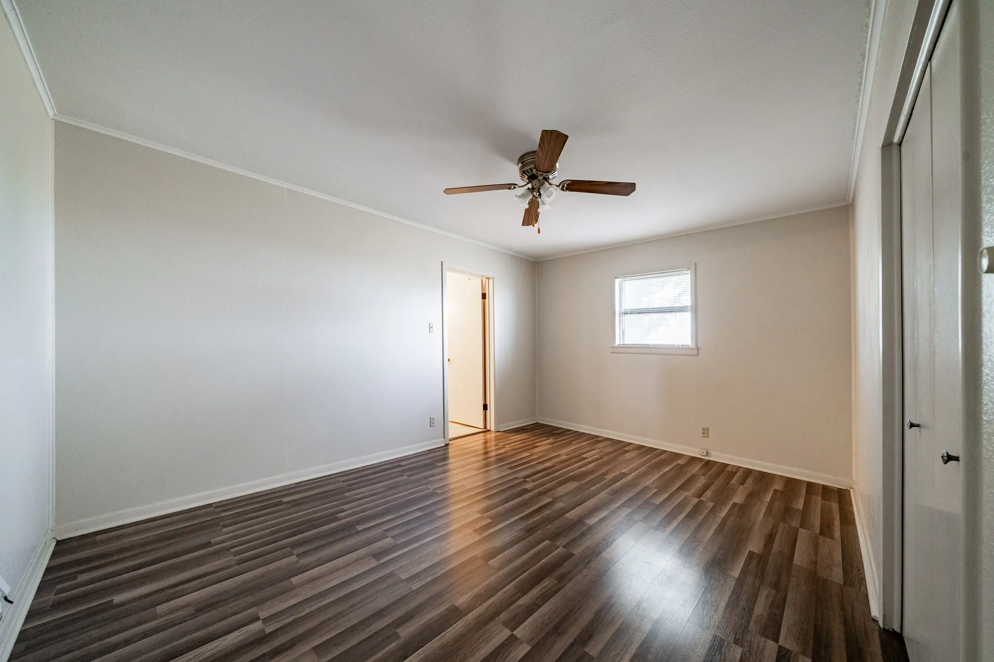 Single Family Residence For Sale in Jones County , 10992 State Highway 6, Avoca, Texas 79503, 3 Bedroom, 2 Bathroom, Garage spaces, 2,122 Sqft, built in 1948, mls#21287445, Real Estate Agent in Avoca, Homes For Sale in Jones county, Homes For Sale in Avoca, Realtor in Avoca Texas, Real Estate Brokerage Independent Realty Texas, Luminita Cordes Realtor