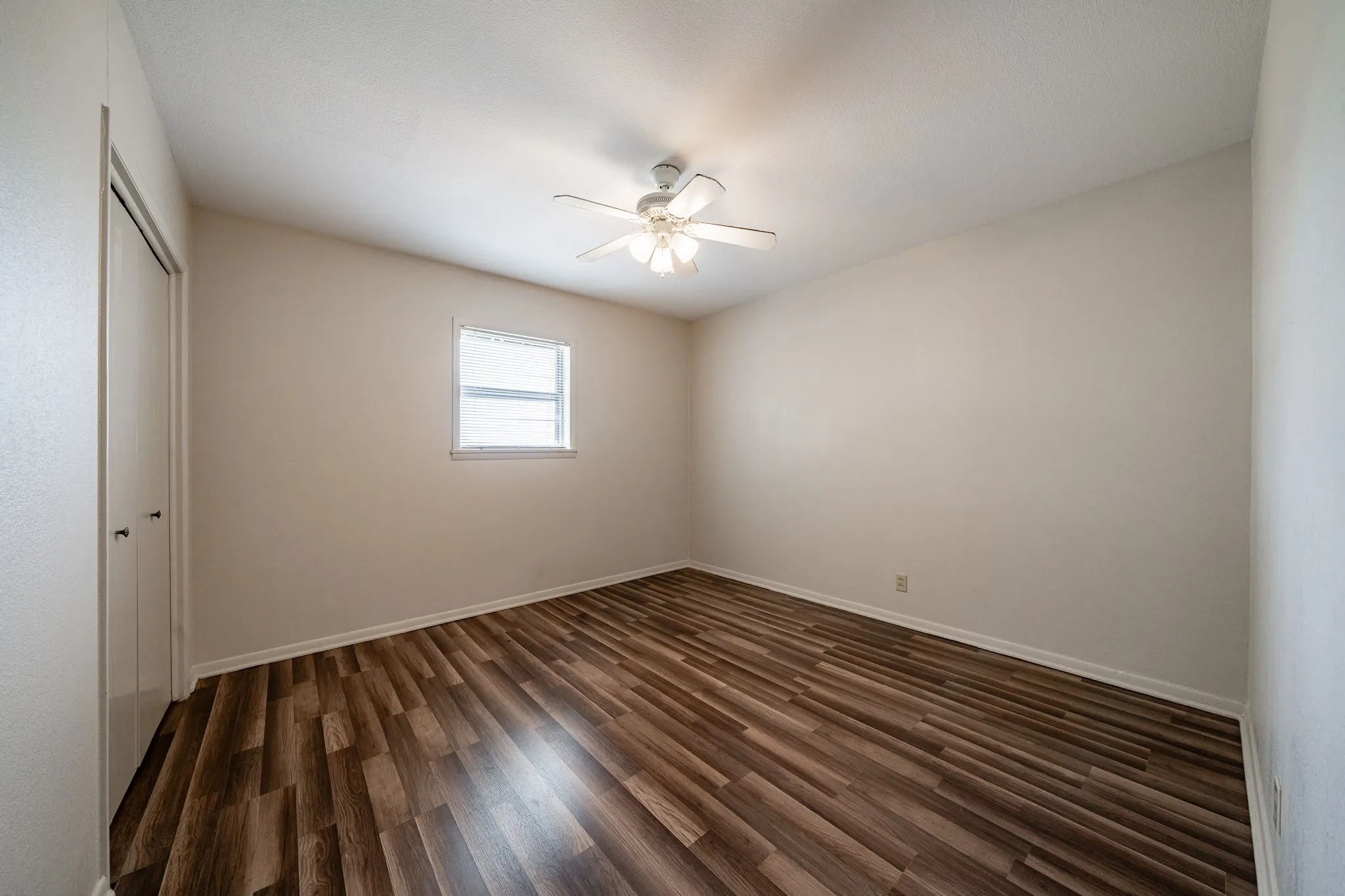 Single Family Residence For Sale in Jones County , 10992 State Highway 6, Avoca, Texas 79503, 3 Bedroom, 2 Bathroom, Garage spaces, 2,122 Sqft, built in 1948, mls#21287445, Real Estate Agent in Avoca, Homes For Sale in Jones county, Homes For Sale in Avoca, Realtor in Avoca Texas, Real Estate Brokerage Independent Realty Texas, Luminita Cordes Realtor
