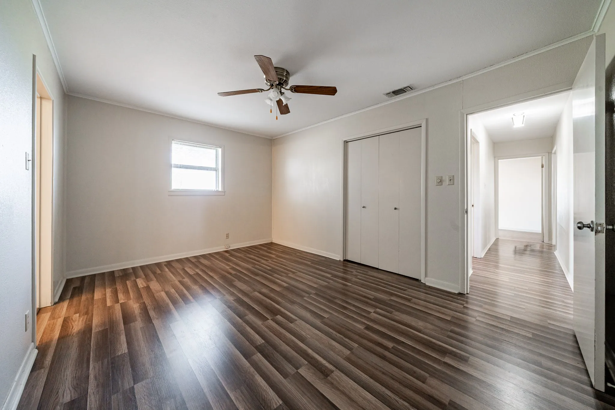 Single Family Residence For Sale in Jones County , 10992 State Highway 6, Avoca, Texas 79503, 3 Bedroom, 2 Bathroom, Garage spaces, 2,122 Sqft, built in 1948, mls#21287445, Real Estate Agent in Avoca, Homes For Sale in Jones county, Homes For Sale in Avoca, Realtor in Avoca Texas, Real Estate Brokerage Independent Realty Texas, Luminita Cordes Realtor