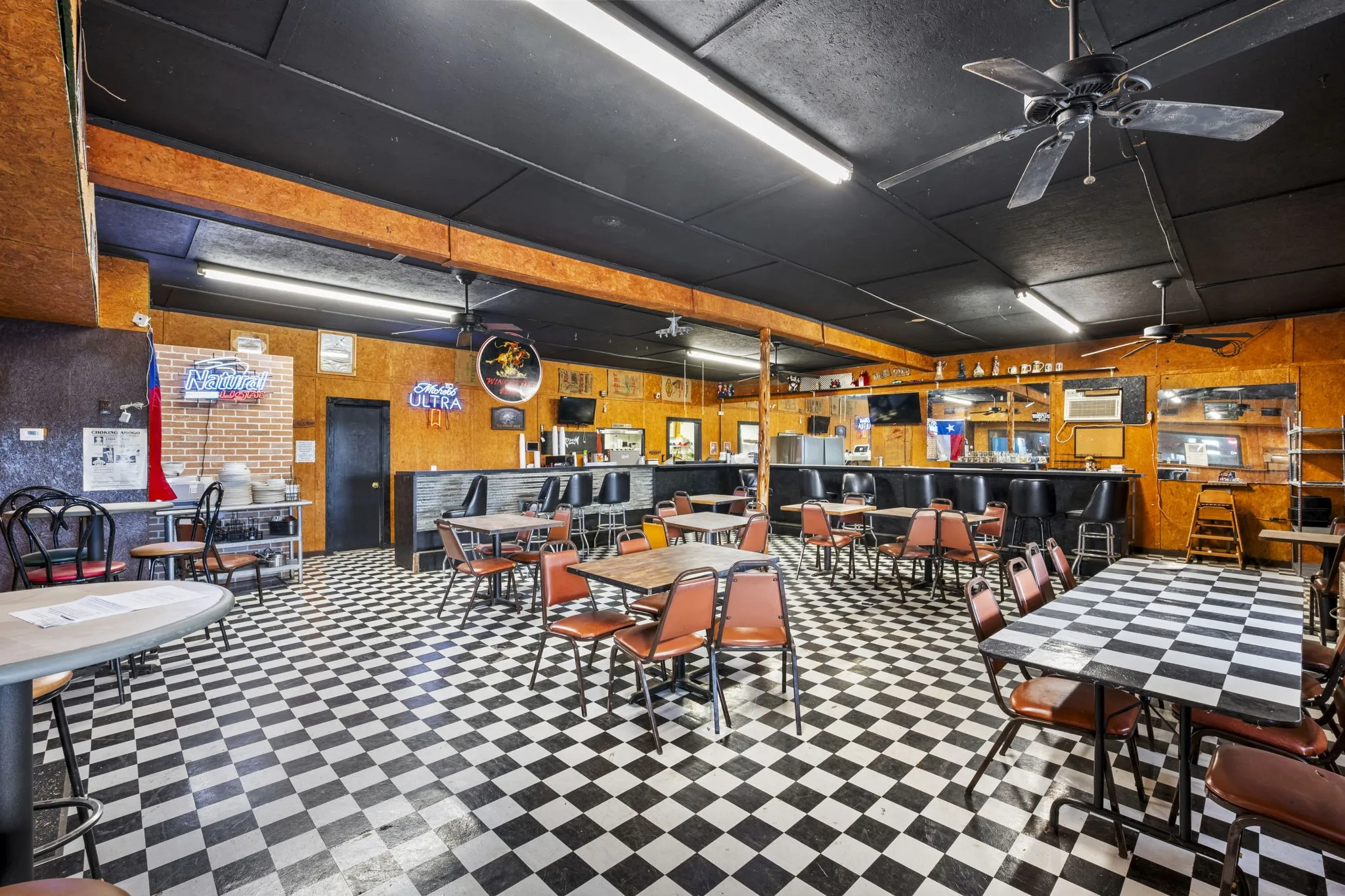 Business For Sale in Palo Pinto County , 3416 S 281 Highway, Mineral Wells, Texas 76067, 0, 0, Garage spaces, 0 Sqft, built in 1990, Price $207,000, mls#21291011, Real Estate Agent in Mineral Wells, Homes For Sale in Palo Pinto county, Homes For Sale in Mineral Wells, Realtor in Mineral Wells Texas, Real Estate Brokerage Independent Realty Texas, Luminita Cordes Realtor