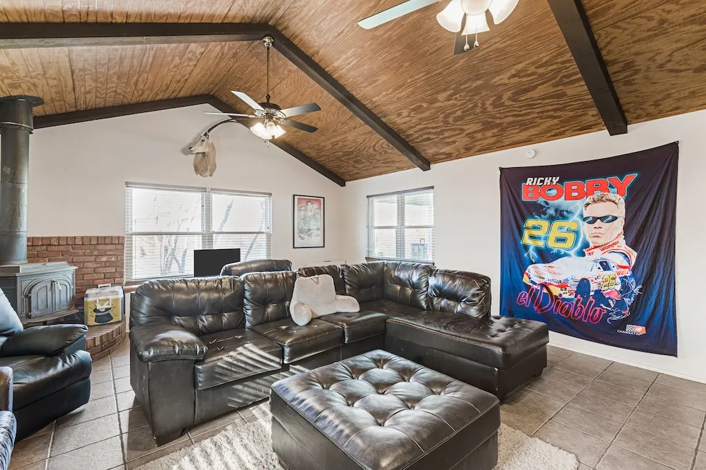 Single Family Residence For Sale in Tarrant County , 3504 Corto Avenue, Fort Worth, Texas 76109, 4 Bedroom, 3 Bathroom, Garage spaces, 2,409 Sqft, built in 1948, mls#21290848, Real Estate Agent in Fort Worth, Homes For Sale in Tarrant county, Homes For Sale in Fort Worth, Realtor in Fort Worth Texas, Real Estate Brokerage Independent Realty Texas, Luminita Cordes Realtor