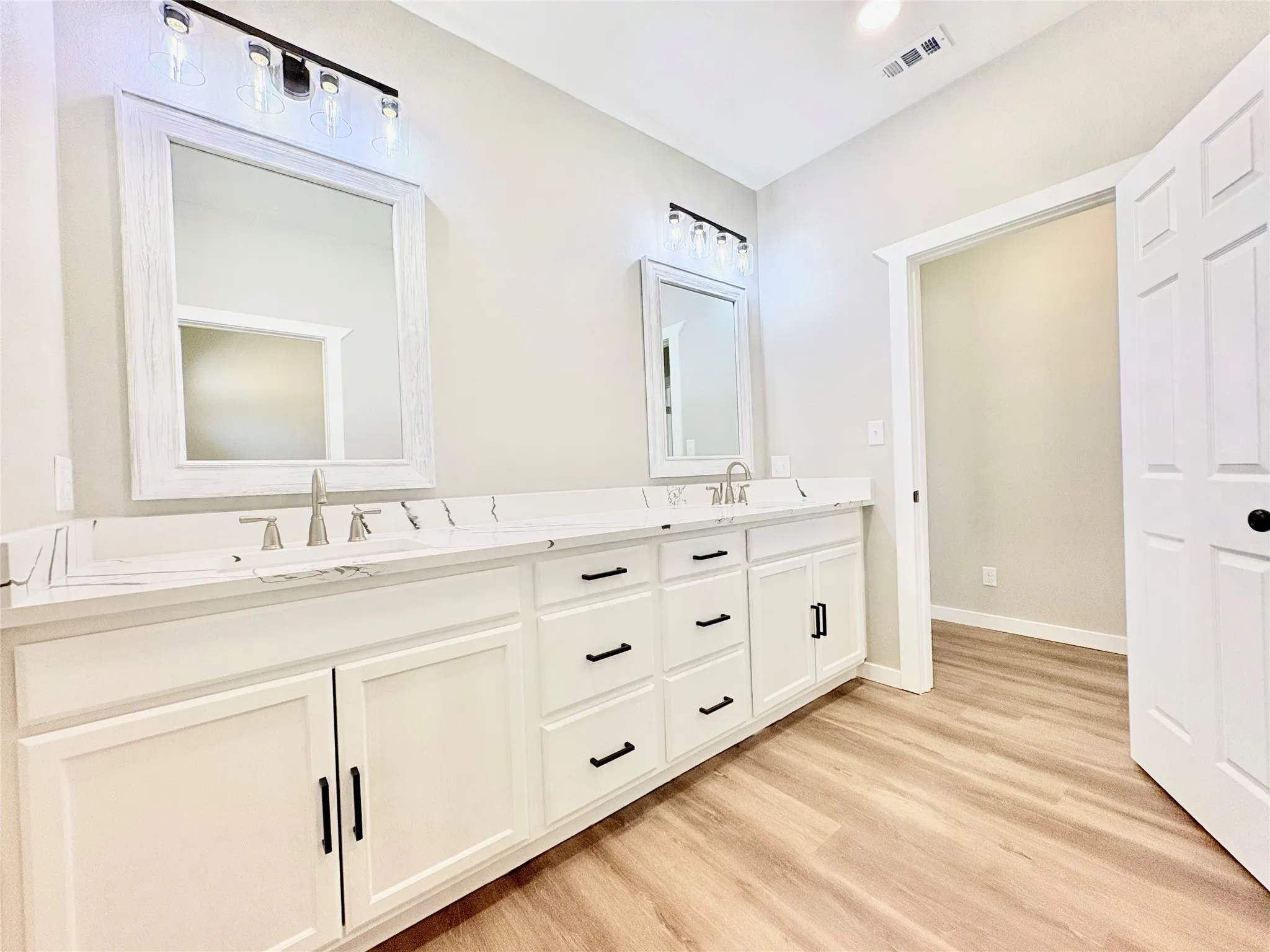 Single Family Residence For Sale in Young County , 1503 S Rodgers Dr, Graham, Texas 76450, 3 Bedroom, 2 Bathroom, 2 Garage spaces, 2,164 Sqft, built in 2026, mls#21290373, Real Estate Agent in Graham, Homes For Sale in Young county, Homes For Sale in Graham, Realtor in Graham Texas, Real Estate Brokerage Independent Realty Texas, Luminita Cordes Realtor