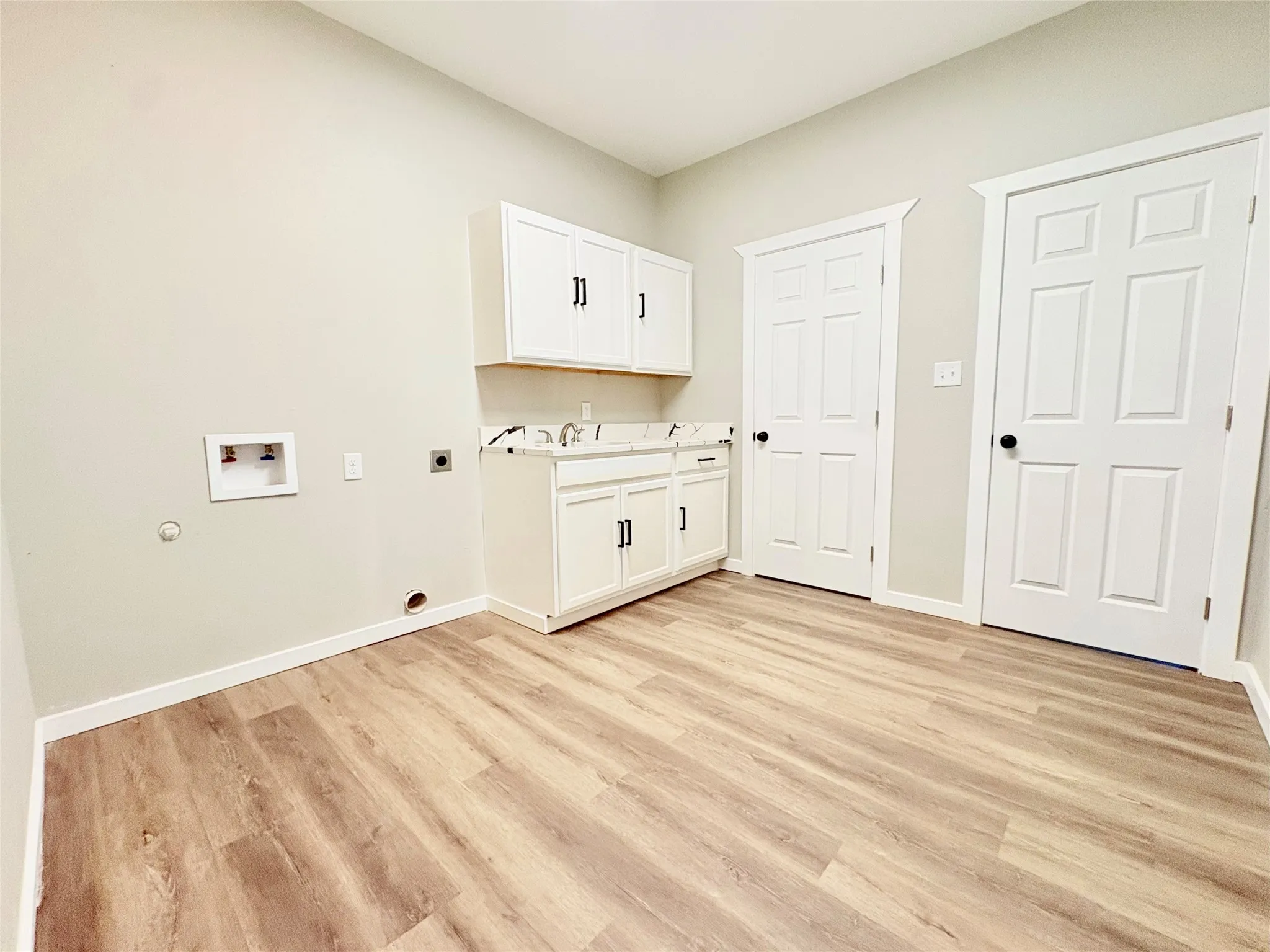 Single Family Residence For Sale in Young County , 1503 S Rodgers Dr, Graham, Texas 76450, 3 Bedroom, 2 Bathroom, 2 Garage spaces, 2,164 Sqft, built in 2026, mls#21290373, Real Estate Agent in Graham, Homes For Sale in Young county, Homes For Sale in Graham, Realtor in Graham Texas, Real Estate Brokerage Independent Realty Texas, Luminita Cordes Realtor