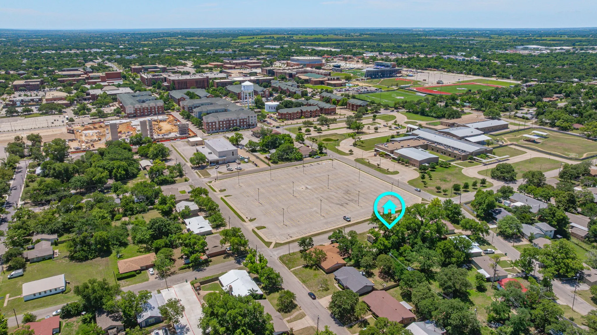 Single Family Residence For Sale in Erath County , 1571 W Ash Street, Stephenville, Texas 76401, 4 Bedroom, 3 Bathroom, 2 Garage spaces, 2,336 Sqft, built in 1963, mls#21290313, Real Estate Agent in Stephenville, Homes For Sale in Erath county, Homes For Sale in Stephenville, Realtor in Stephenville Texas, Real Estate Brokerage Independent Realty Texas, Luminita Cordes Realtor