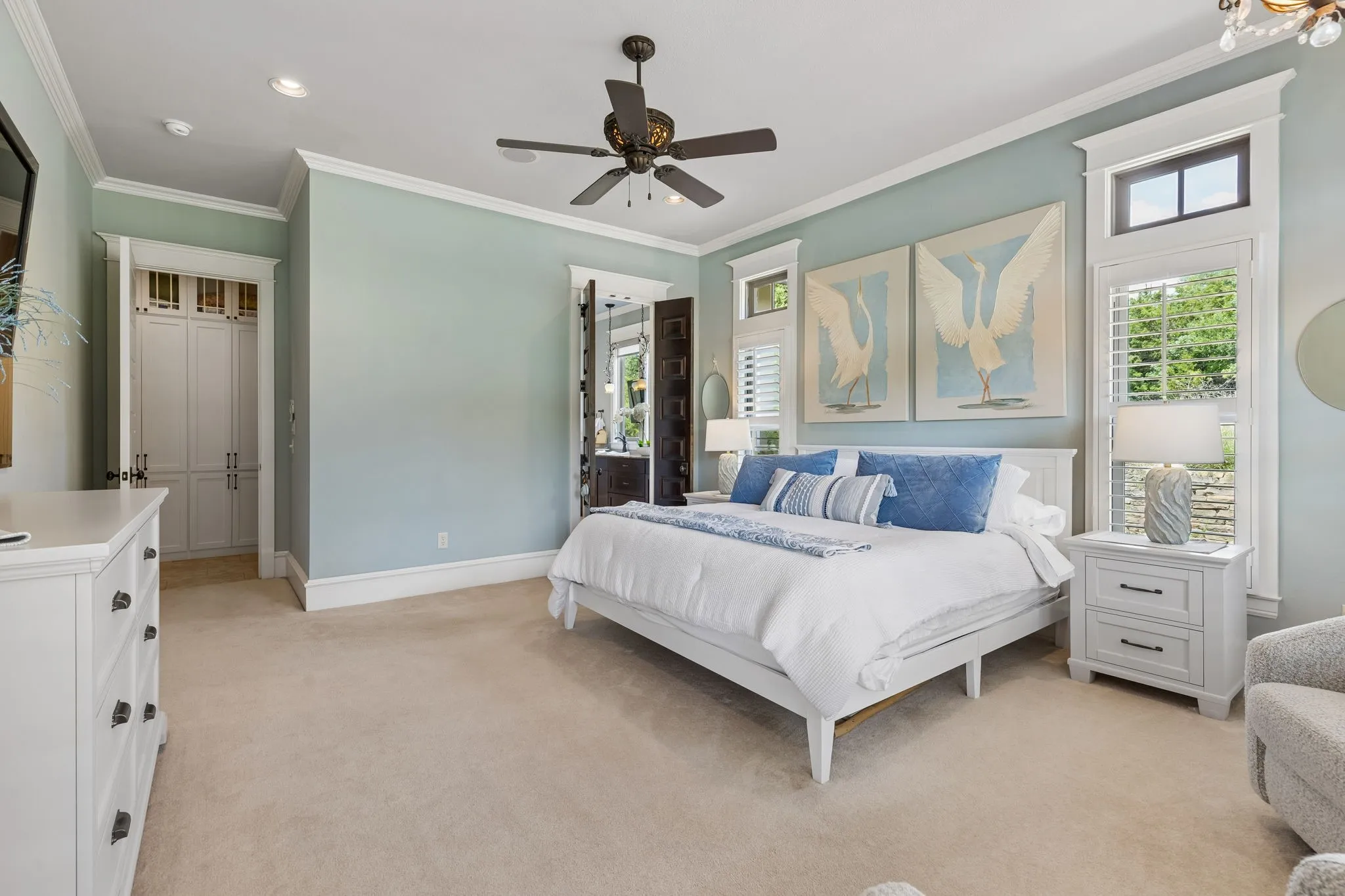 Single Family Residence For Sale in Parker County , 206 Rodeo Drive, Azle, Texas 76020, 4 Bedroom, 4 Bathroom, 3 Garage spaces, 5,162 Sqft, built in 2008, mls#21288195, Real Estate Agent in Azle, Homes For Sale in Parker county, Homes For Sale in Azle, Realtor in Azle Texas, Real Estate Brokerage Independent Realty Texas, Luminita Cordes Realtor