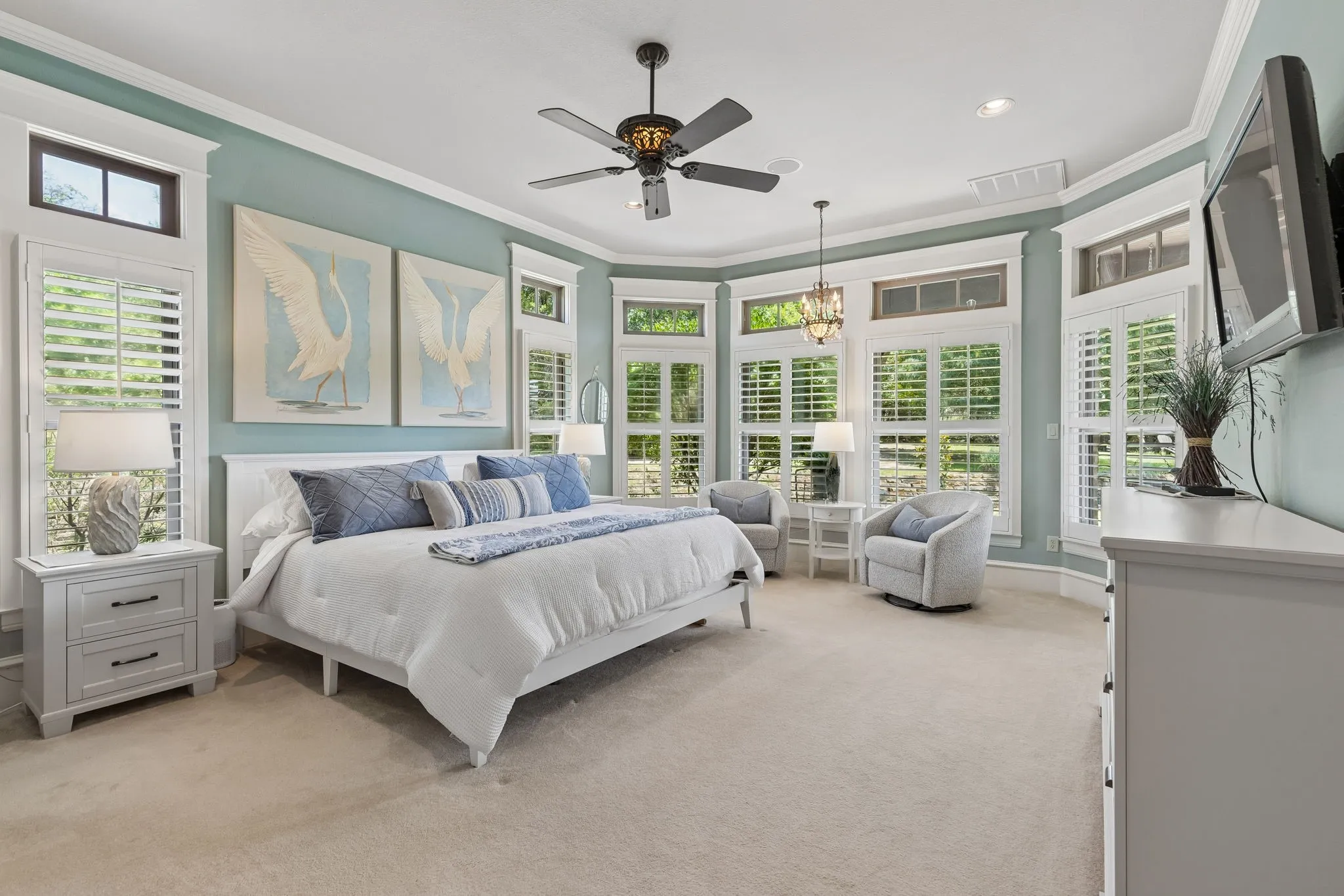 Single Family Residence For Sale in Parker County , 206 Rodeo Drive, Azle, Texas 76020, 4 Bedroom, 4 Bathroom, 3 Garage spaces, 5,162 Sqft, built in 2008, mls#21288195, Real Estate Agent in Azle, Homes For Sale in Parker county, Homes For Sale in Azle, Realtor in Azle Texas, Real Estate Brokerage Independent Realty Texas, Luminita Cordes Realtor