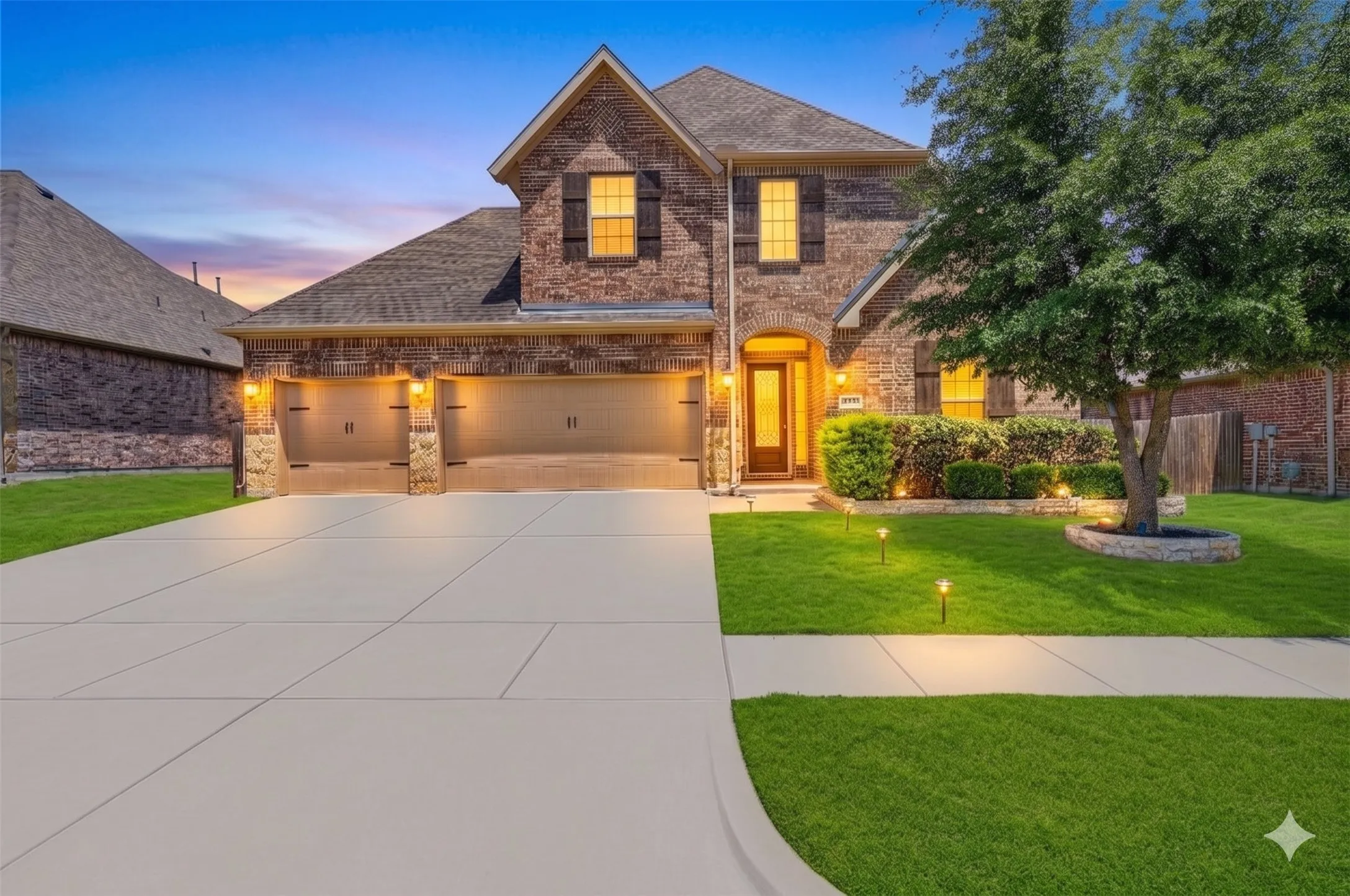 Single Family Residence For Sale in Collin County , 10712 Marble Falls Place, Mc Kinney, Texas 75071, 5 Bedrooms, 4 Bathrooms, 3 Garage spaces, 3,203 Sqft, built in 2017, Price $649,900, mls#21277184, Real Estate Agent in Mc Kinney, Homes For Sale in Collin county, Homes For Sale in Mc Kinney, Realtor in Mc Kinney Texas, Real Estate Brokerage Independent Realty Texas, Luminita Cordes Realtor