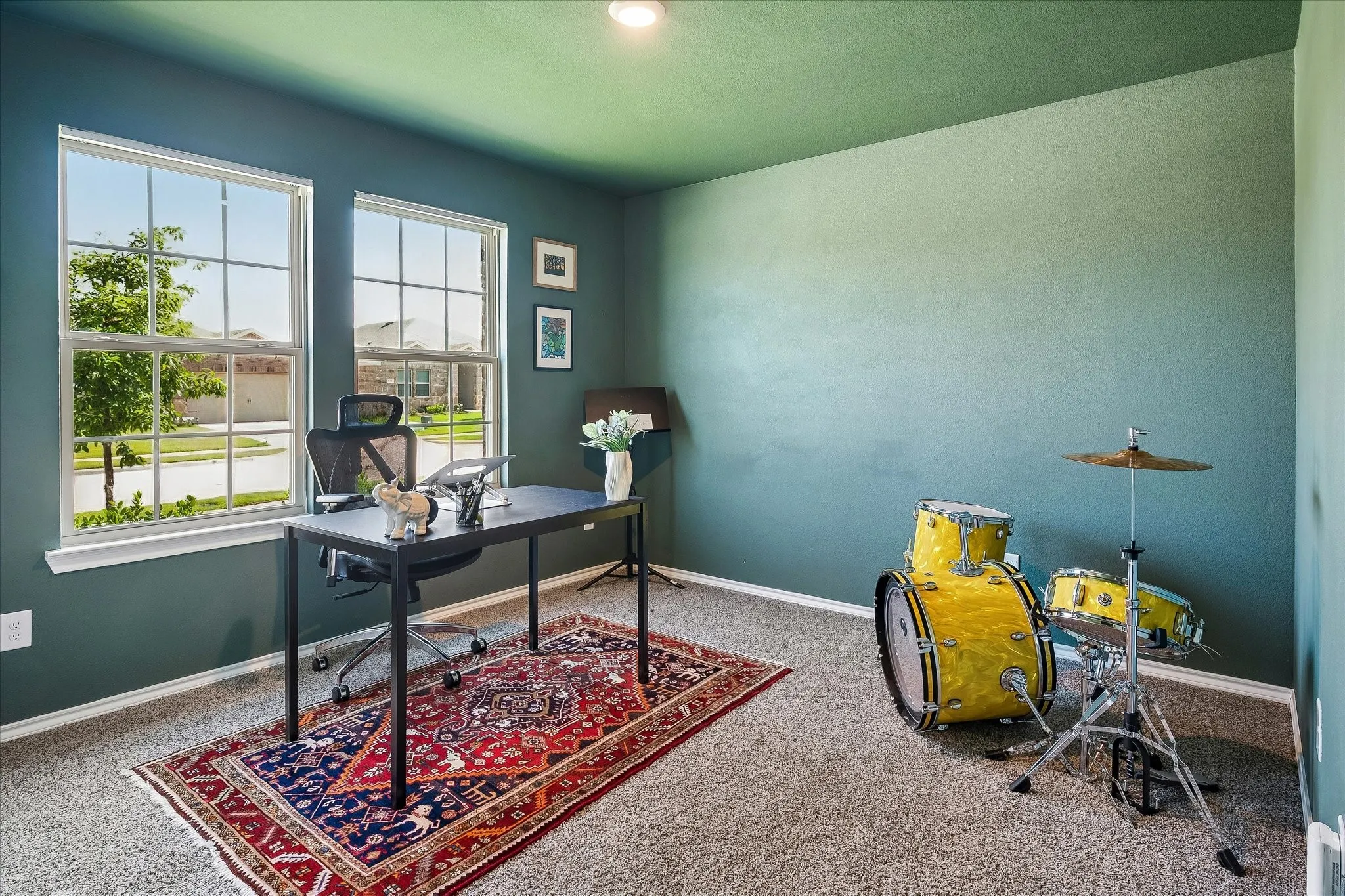 Single Family Residence For Sale in Denton County , 936 Glover Drive, Aubrey, Texas 76227, 4 Bedroom, 2 Bathroom, 2 Garage spaces, 1,836 Sqft, built in 2021, mls#21271149, Real Estate Agent in Aubrey, Homes For Sale in Denton county, Homes For Sale in Aubrey, Realtor in Aubrey Texas, Real Estate Brokerage Independent Realty Texas, Luminita Cordes Realtor
