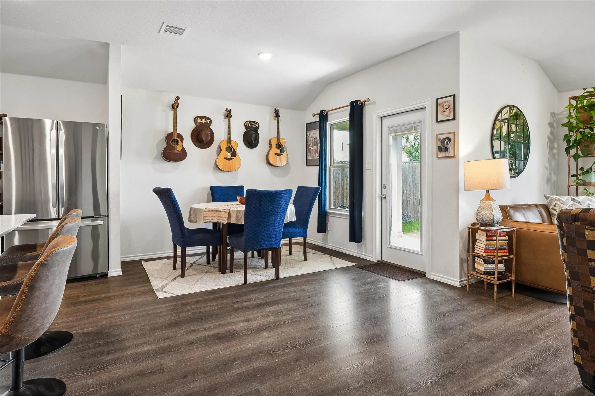 Single Family Residence For Sale in Denton County , 936 Glover Drive, Aubrey, Texas 76227, 4 Bedroom, 2 Bathroom, 2 Garage spaces, 1,836 Sqft, built in 2021, mls#21271149, Real Estate Agent in Aubrey, Homes For Sale in Denton county, Homes For Sale in Aubrey, Realtor in Aubrey Texas, Real Estate Brokerage Independent Realty Texas, Luminita Cordes Realtor