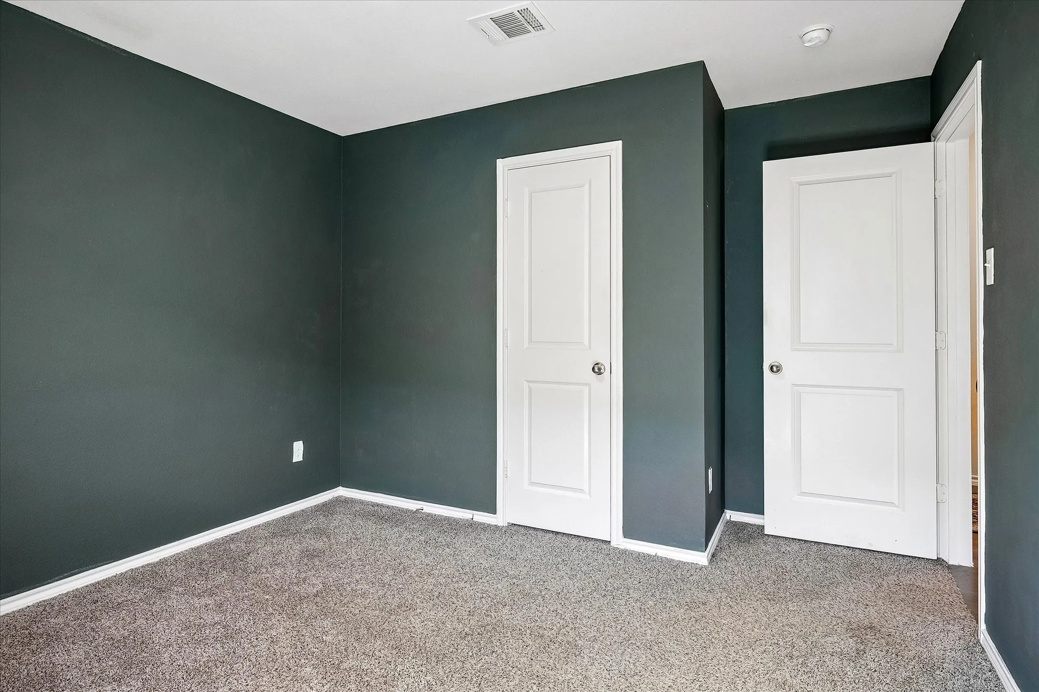Single Family Residence For Sale in Denton County , 936 Glover Drive, Aubrey, Texas 76227, 4 Bedroom, 2 Bathroom, 2 Garage spaces, 1,836 Sqft, built in 2021, mls#21271149, Real Estate Agent in Aubrey, Homes For Sale in Denton county, Homes For Sale in Aubrey, Realtor in Aubrey Texas, Real Estate Brokerage Independent Realty Texas, Luminita Cordes Realtor