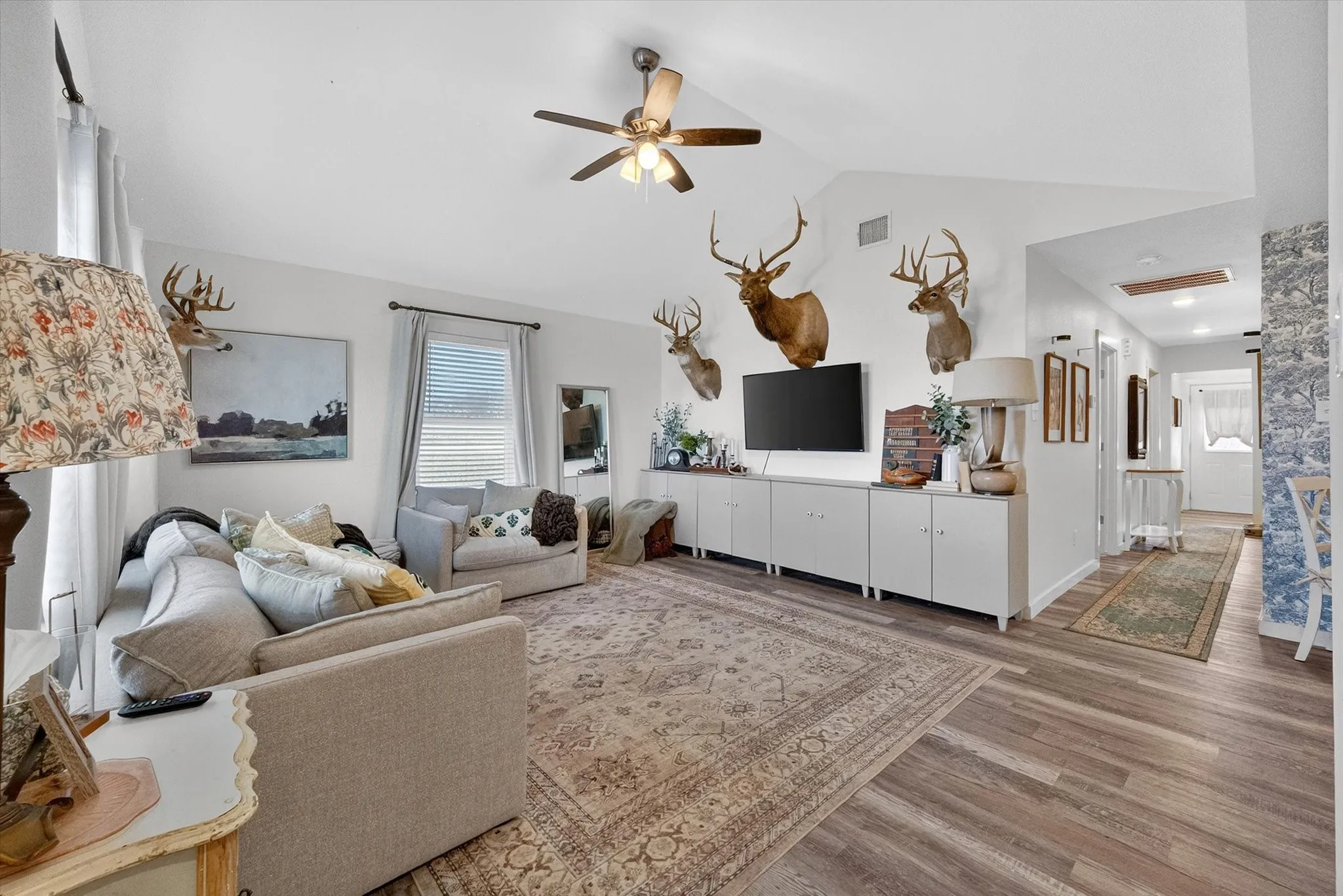 Single Family Residence For Sale in Hill County , 101 Allie Court, Itasca, Texas 76055, 3 Bedrooms, 2 Bathrooms, Garage spaces, 1,110 Sqft, built in 2022, Price $205,000, mls#21291094, Real Estate Agent in Itasca, Homes For Sale in Hill county, Homes For Sale in Itasca, Realtor in Itasca Texas, Real Estate Brokerage Independent Realty Texas, Luminita Cordes Realtor