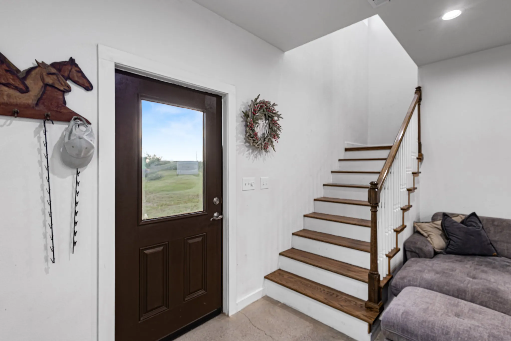 Single Family Residence For Sale in Wise County , 124 County Road 4511, Decatur, Texas 76234, 3 Bedroom, 3 Bathroom, Garage spaces, 1,800 Sqft, built in 2022, mls#21290693, Real Estate Agent in Decatur, Homes For Sale in Wise county, Homes For Sale in Decatur, Realtor in Decatur Texas, Real Estate Brokerage Independent Realty Texas, Luminita Cordes Realtor