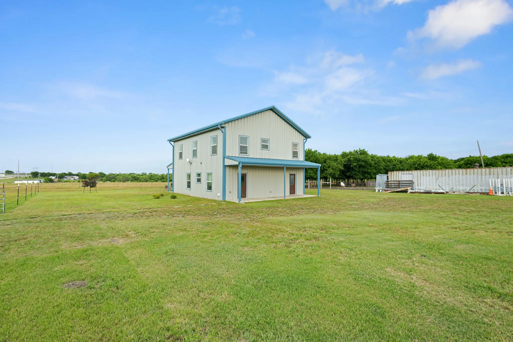 Single Family Residence For Sale in Wise County , 124 County Road 4511, Decatur, Texas 76234, 3 Bedroom, 3 Bathroom, Garage spaces, 1,800 Sqft, built in 2022, mls#21290693, Real Estate Agent in Decatur, Homes For Sale in Wise county, Homes For Sale in Decatur, Realtor in Decatur Texas, Real Estate Brokerage Independent Realty Texas, Luminita Cordes Realtor
