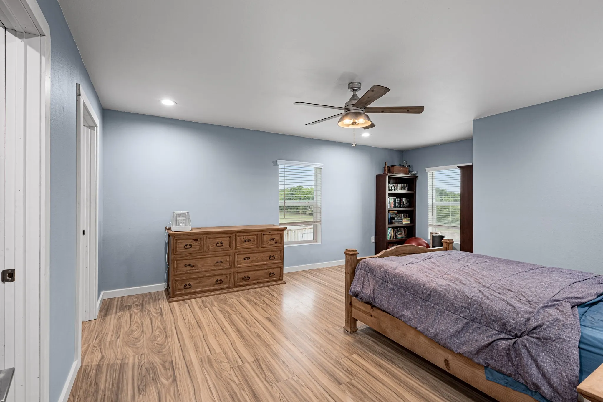 Single Family Residence For Sale in Wise County , 124 County Road 4511, Decatur, Texas 76234, 3 Bedroom, 3 Bathroom, Garage spaces, 1,800 Sqft, built in 2022, mls#21290693, Real Estate Agent in Decatur, Homes For Sale in Wise county, Homes For Sale in Decatur, Realtor in Decatur Texas, Real Estate Brokerage Independent Realty Texas, Luminita Cordes Realtor