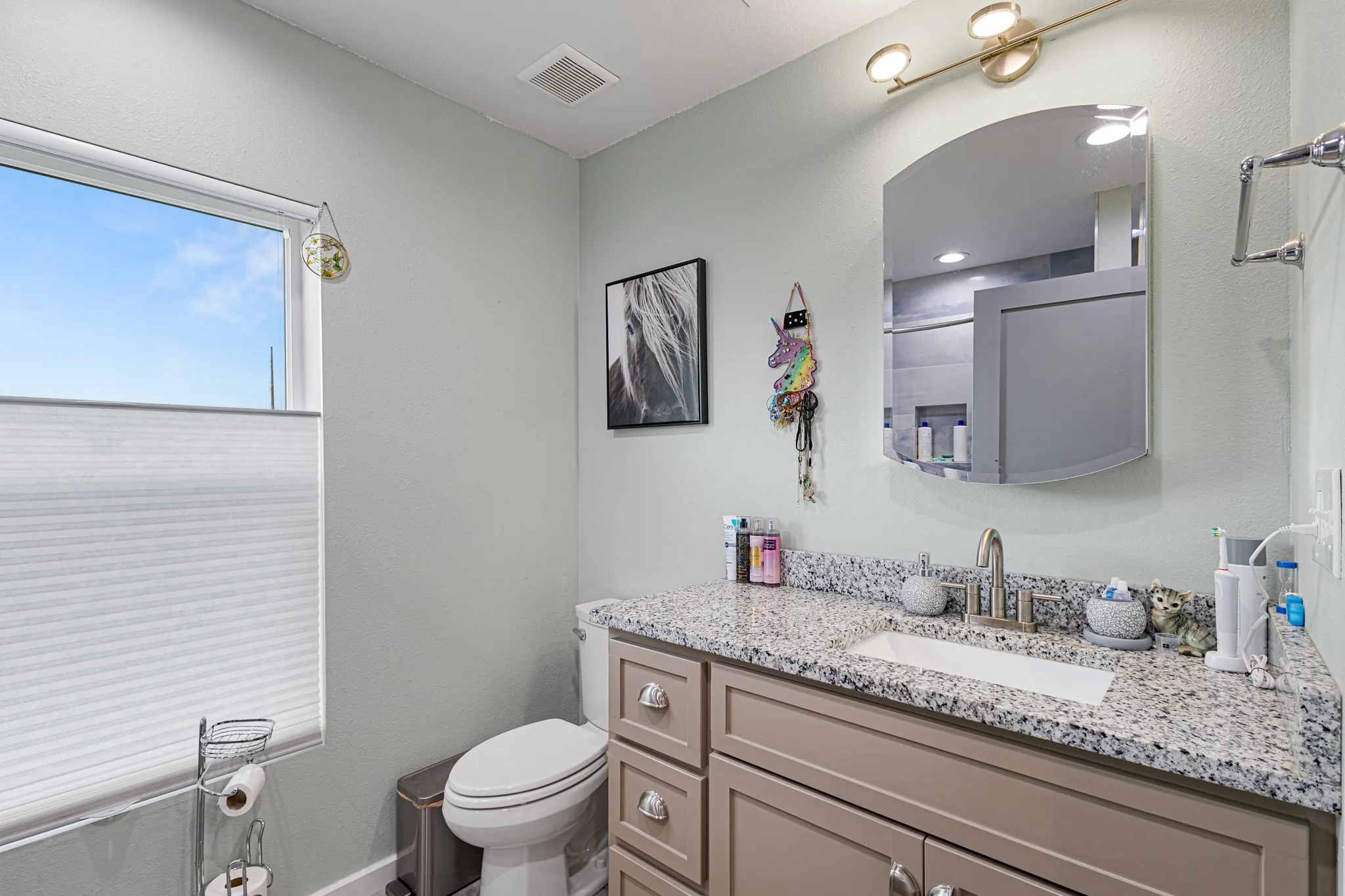 Single Family Residence For Sale in Wise County , 124 County Road 4511, Decatur, Texas 76234, 3 Bedroom, 3 Bathroom, Garage spaces, 1,800 Sqft, built in 2022, mls#21290693, Real Estate Agent in Decatur, Homes For Sale in Wise county, Homes For Sale in Decatur, Realtor in Decatur Texas, Real Estate Brokerage Independent Realty Texas, Luminita Cordes Realtor